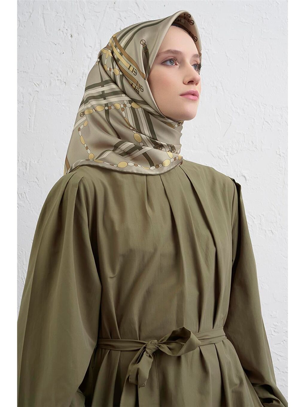 Yeşil Saf İpek Sura Eşarp 9407D 32-2