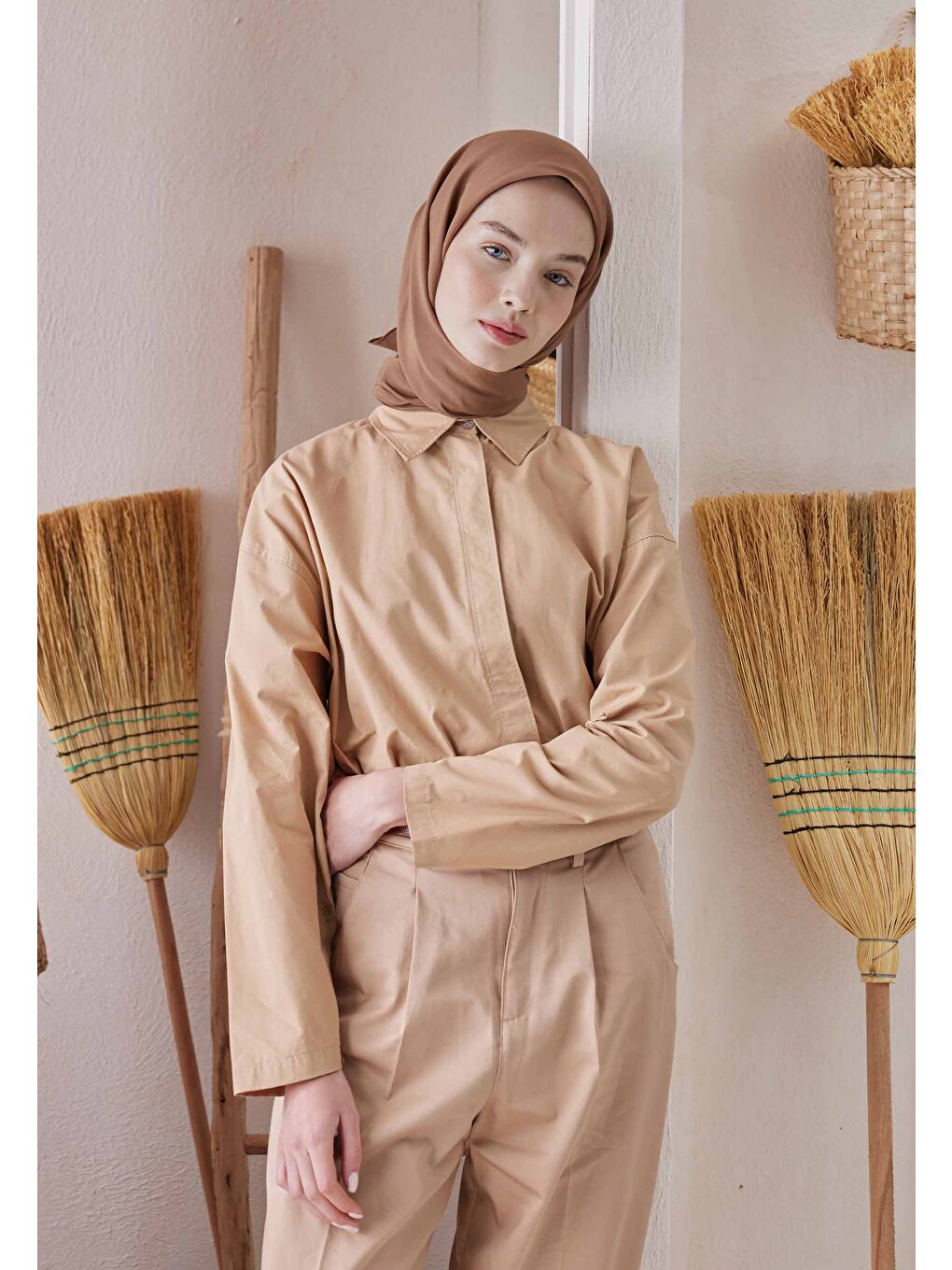 Kahverengi Pamuk İpek Eşarp Latte