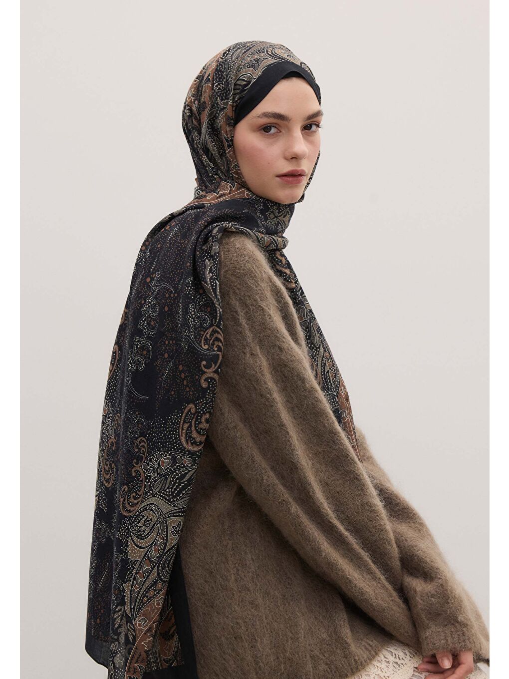 Elora Desen Şal Siyah-1