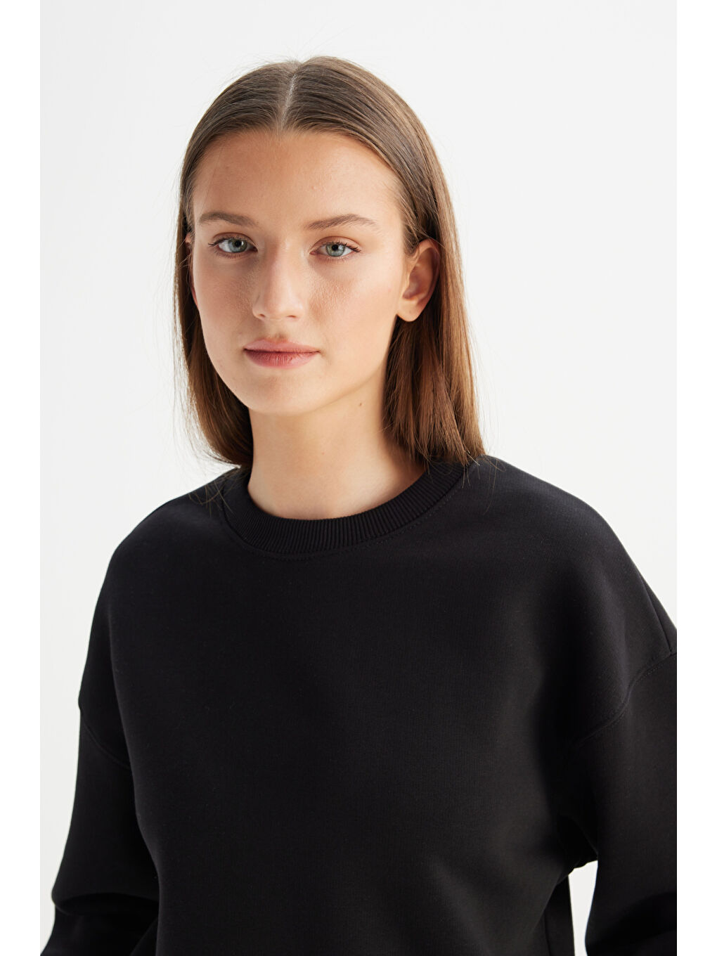 Relaxed Fit Geniş Kesim Bisiklet Yaka İçi Polarlı Siyah Sweatshirt-3