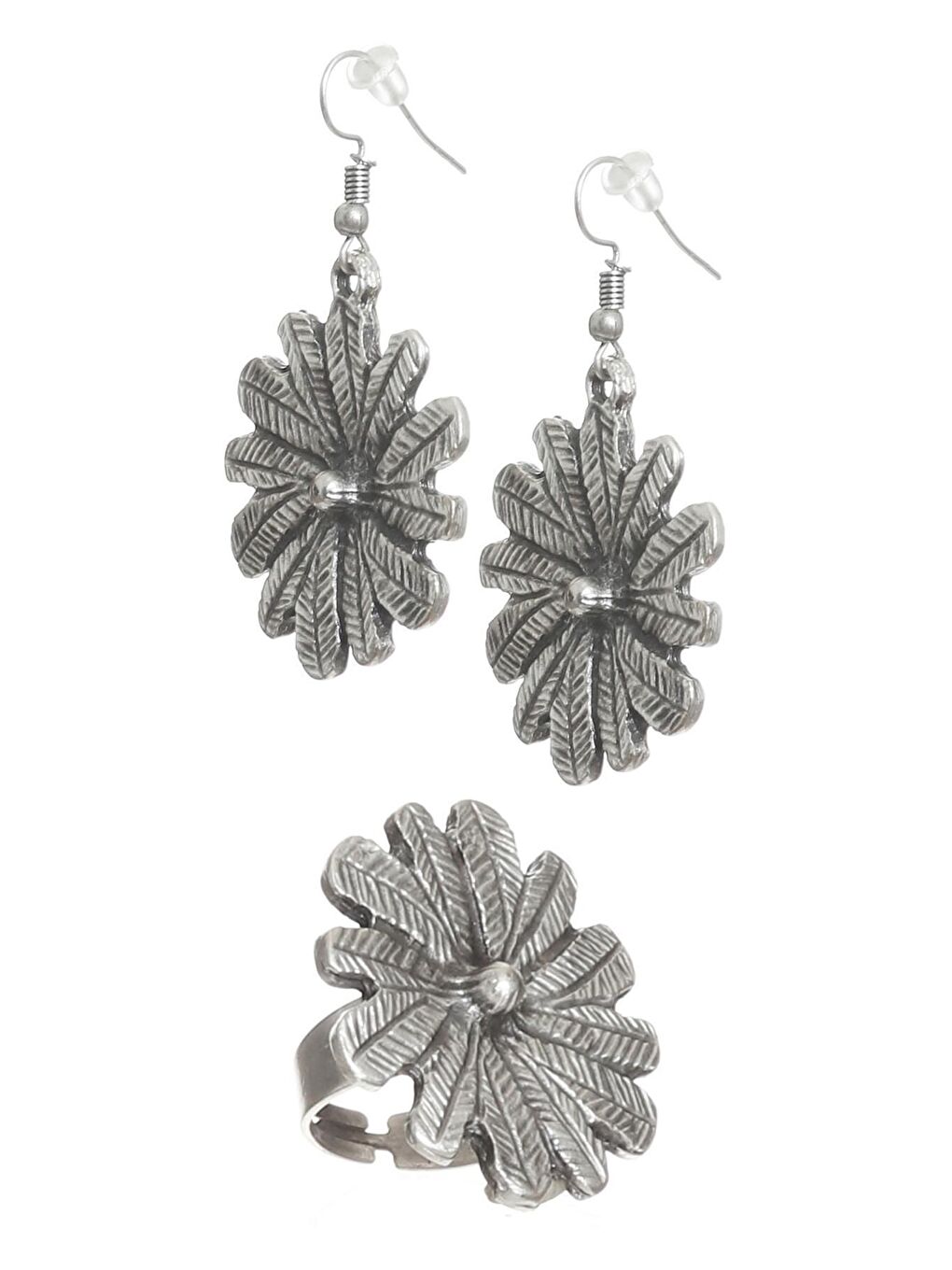 Gri Kadın Antik Gümüş Kaplama Çiçek Formlu Sallantılı Model Küpe&Yüzük Set