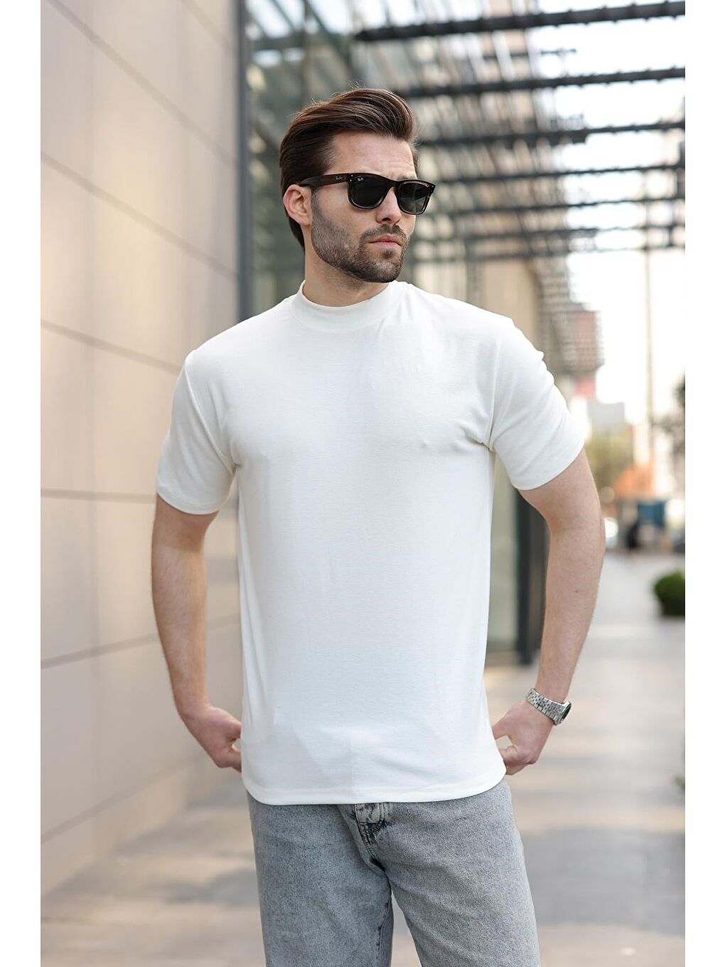 Ekru Bisiklet Yaka Basic Erkek T-Shirt E7113-1