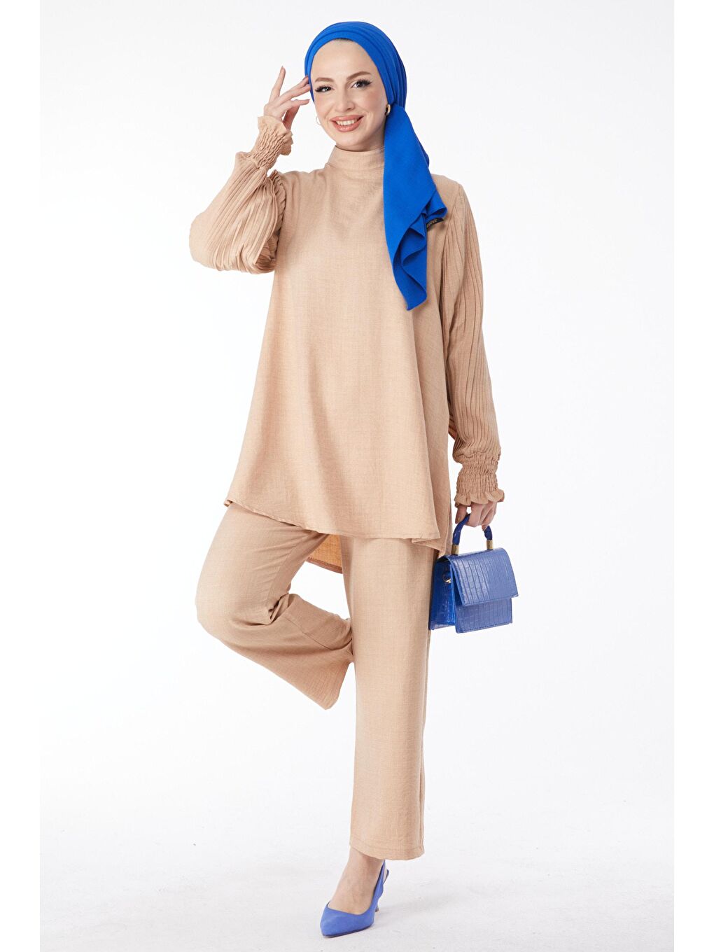 Hakim Yaka Kadın Bej Plise Kollu İkili Takım - 24574-1