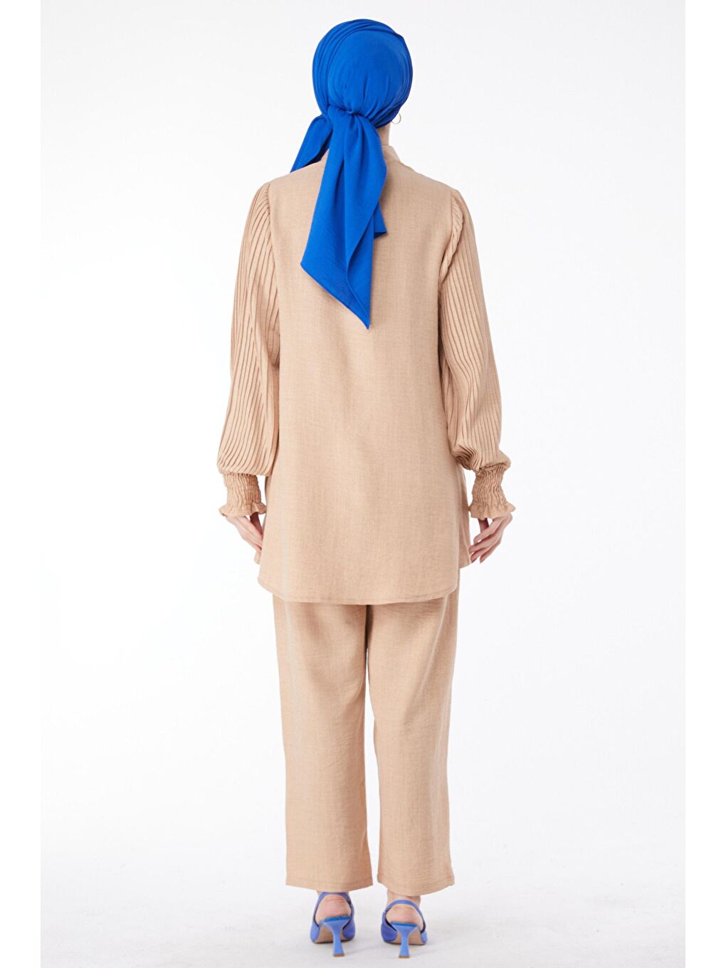 Hakim Yaka Kadın Bej Plise Kollu İkili Takım - 24574-5