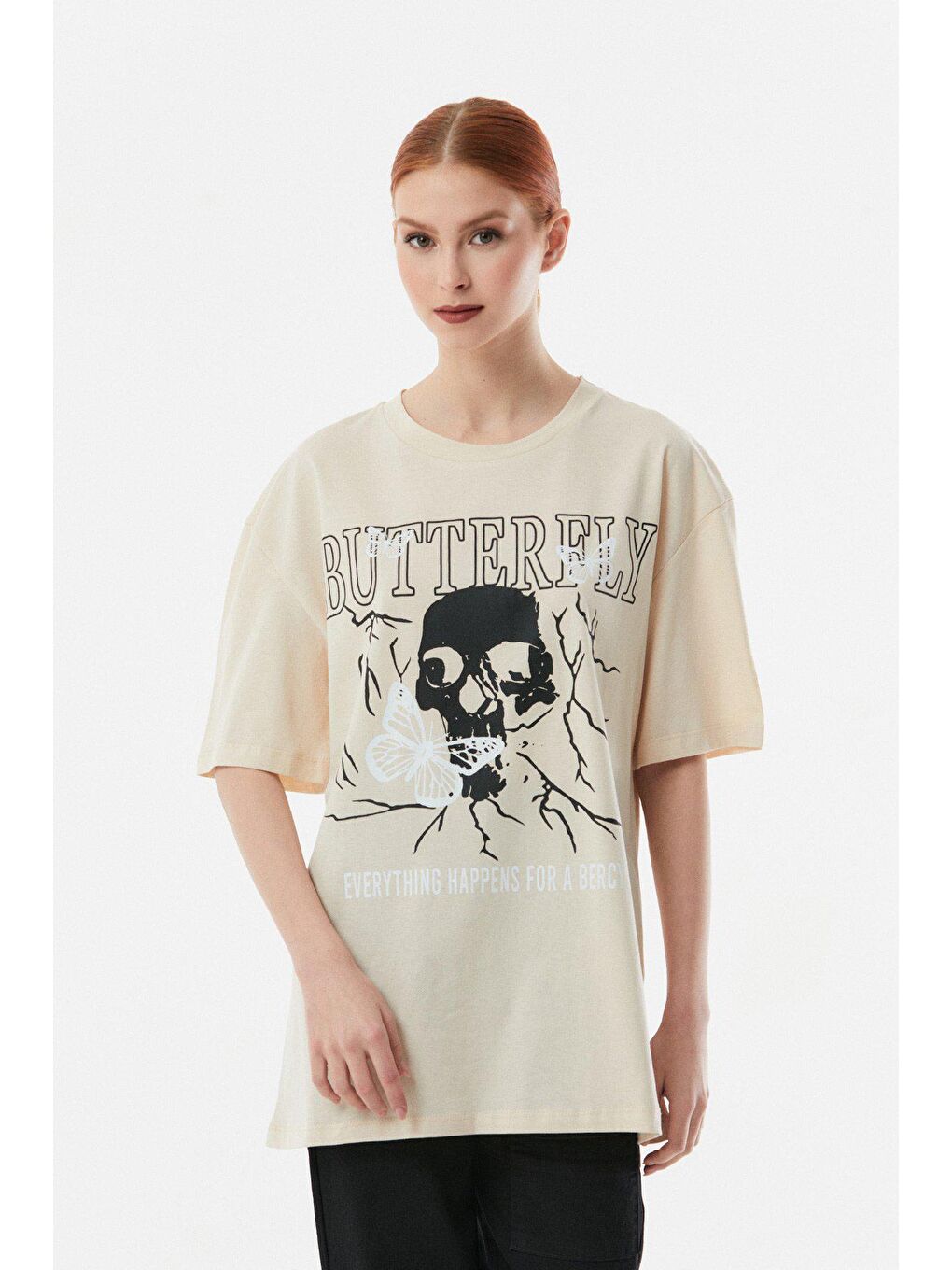 Bej Butterfly Baskılı Oversize Tişört