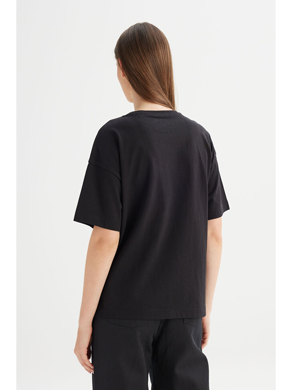 Siyah %100 Pamuk Loose Fit Rahat Kesim Bisiklet Yaka Tişört-4