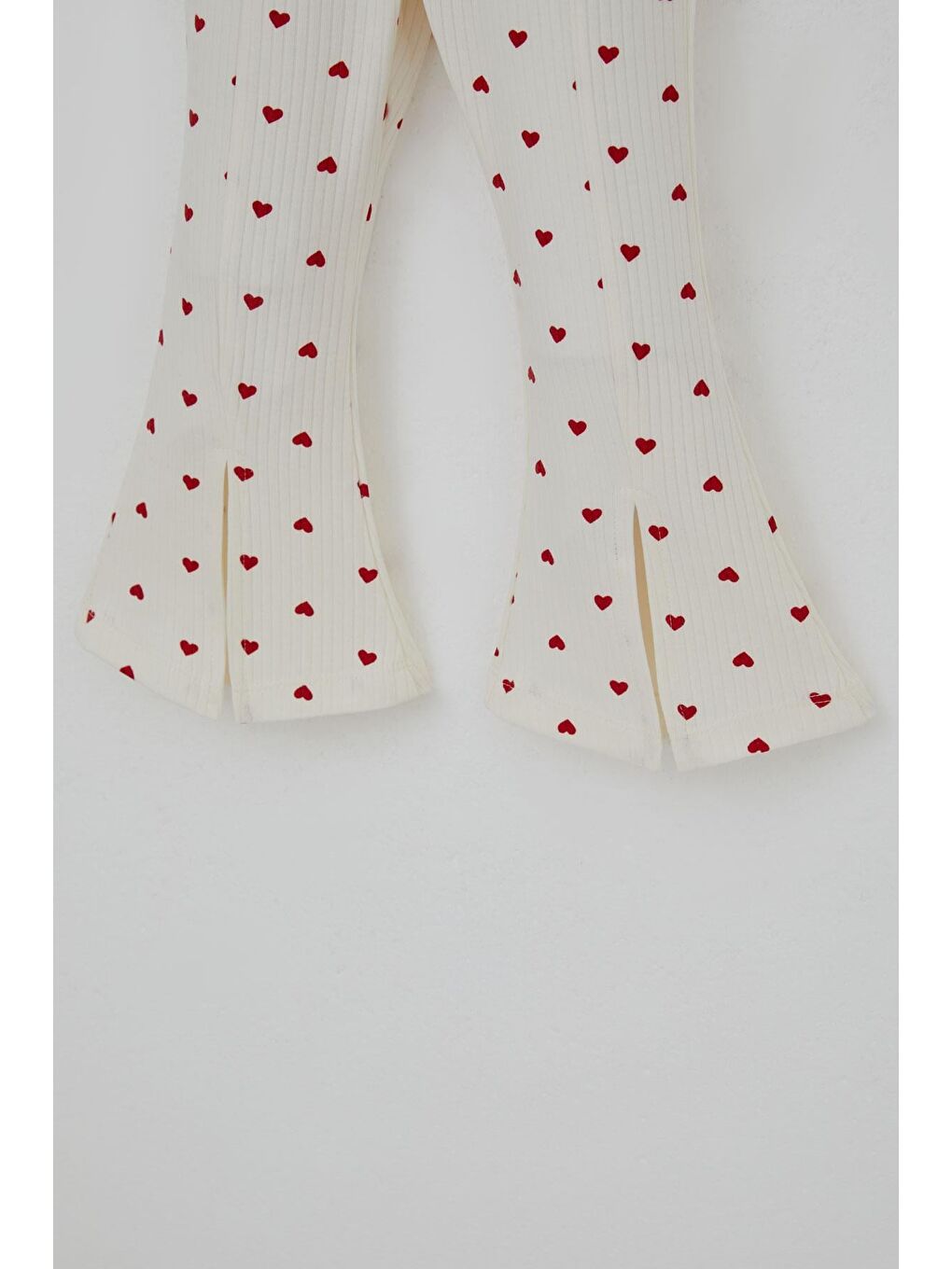 Ekru Kız Çocuk Taytlı Takım İspanyol Paça Kalp Desenli Krem (1.5-5 Yaş)-9