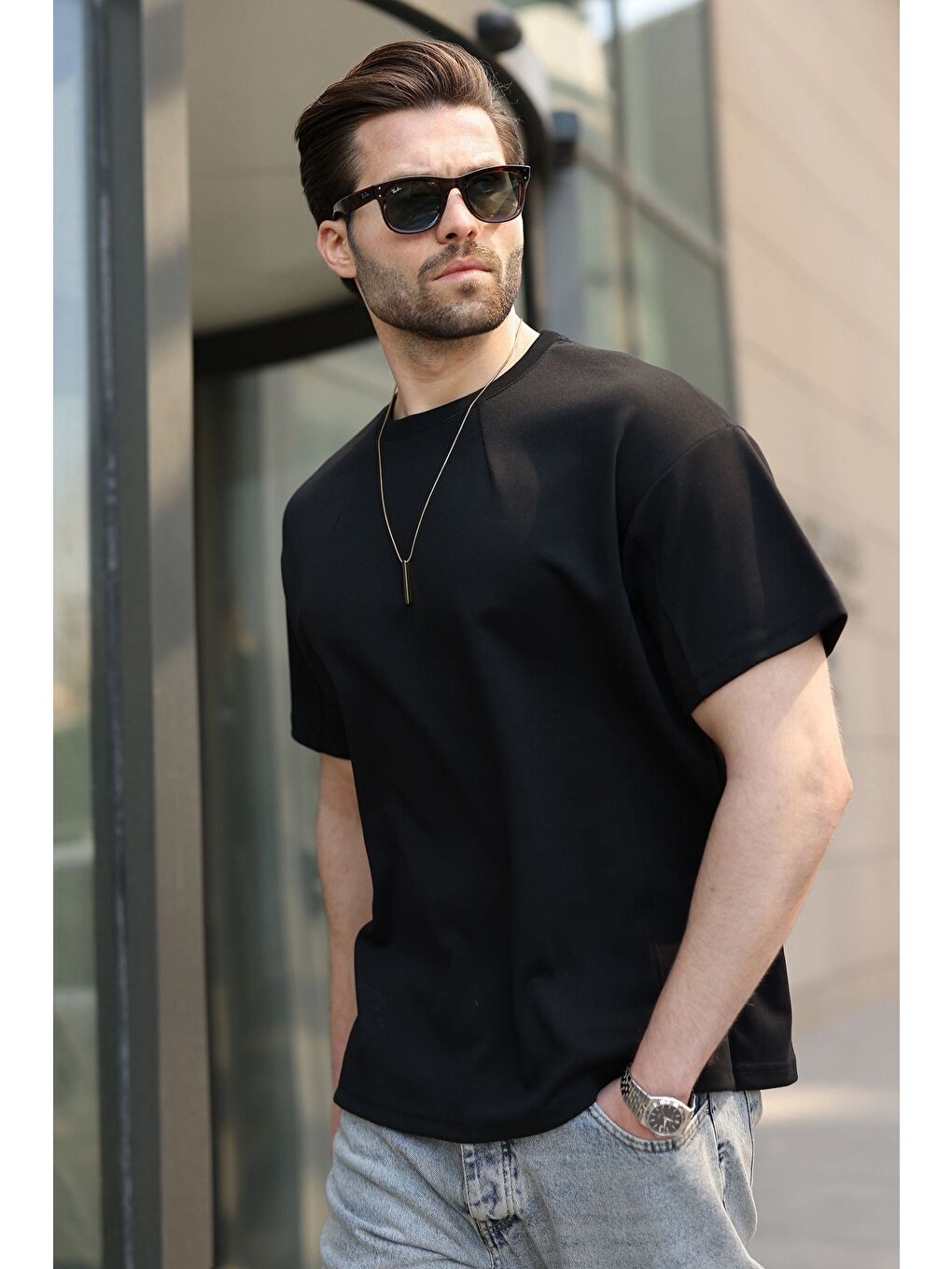 Siyah Dikiş Detaylı Regular Fit Erkek Tişört E7183-1