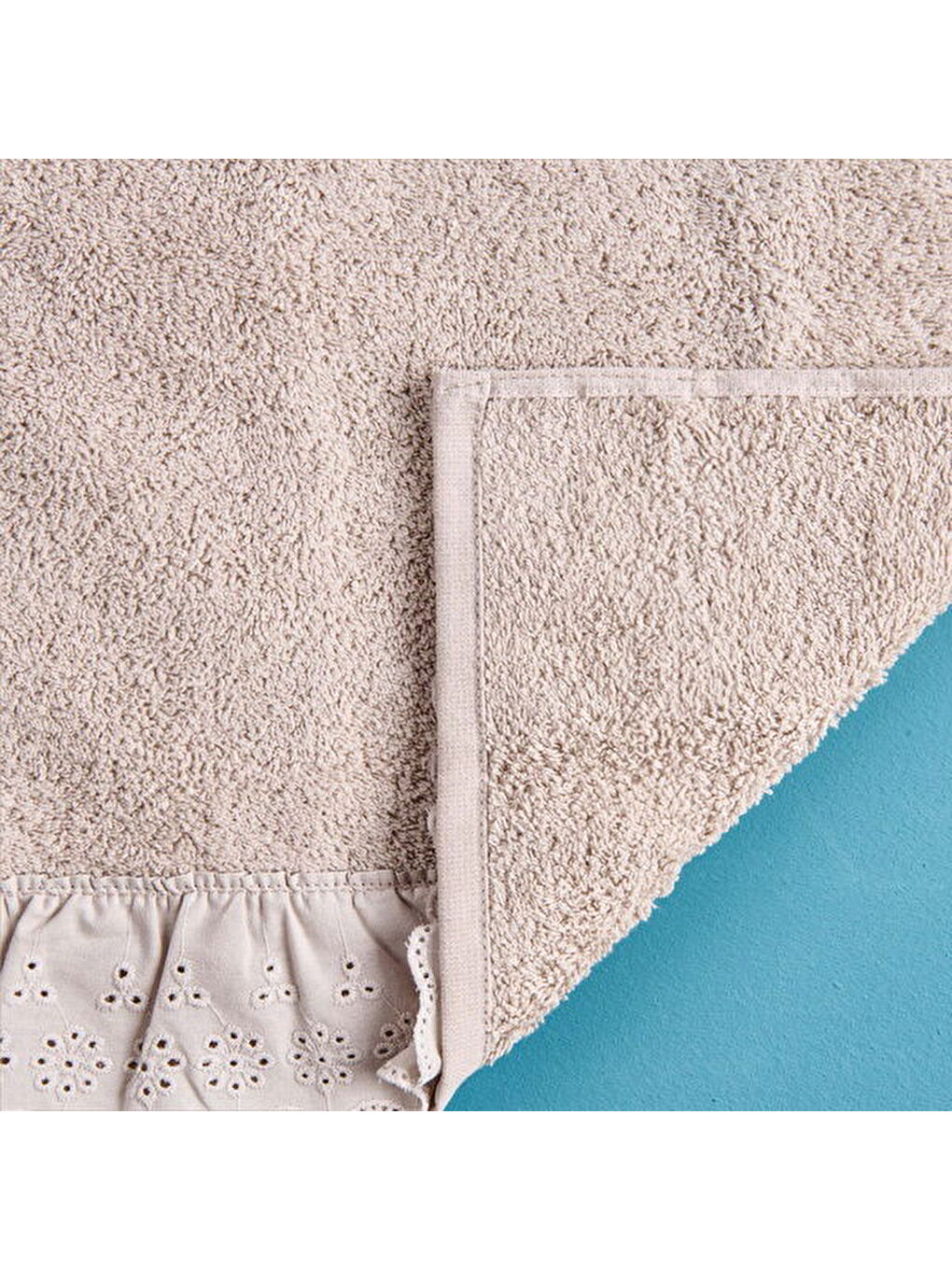 Ekru Soft Fırfırlı Yüz Havlusu - Krem - 50x90 cm-2