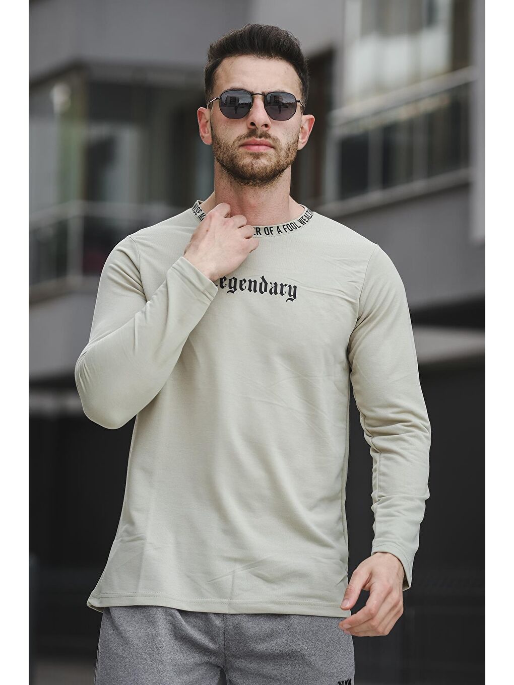Yeşil Yakası Baskılı Slim Fit Likralı Sıfır Yaka Erkek Sweatshirt-1