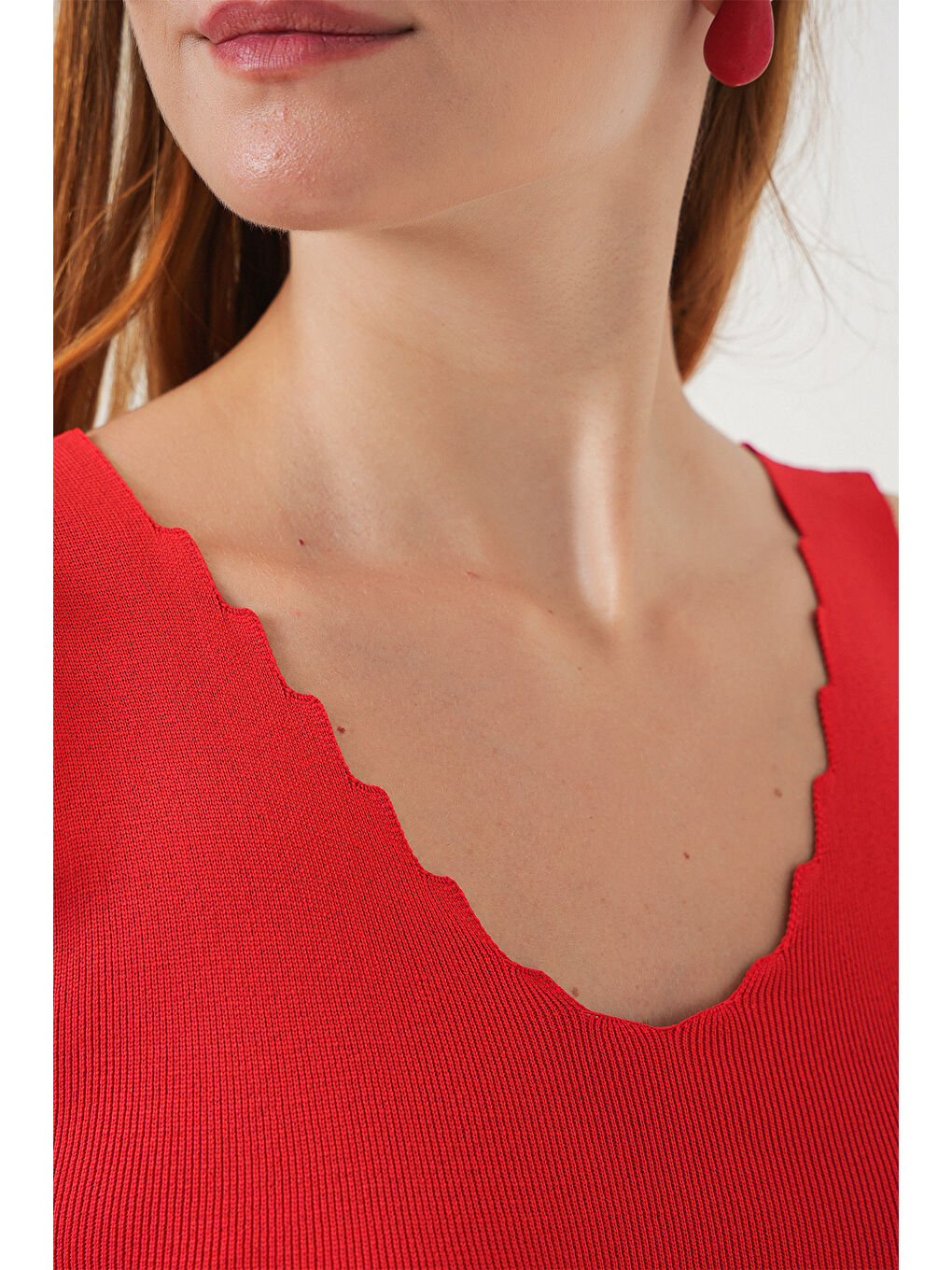 Kadın Zikzaklı V Yaka Bluz 15930 - Kırmızı-4