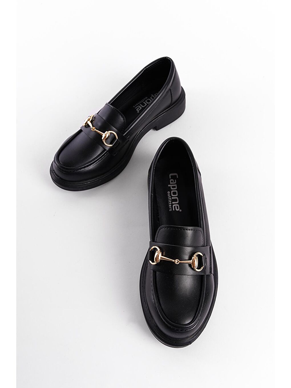 Siyah Metal Tokalı Kadın Loafer-1