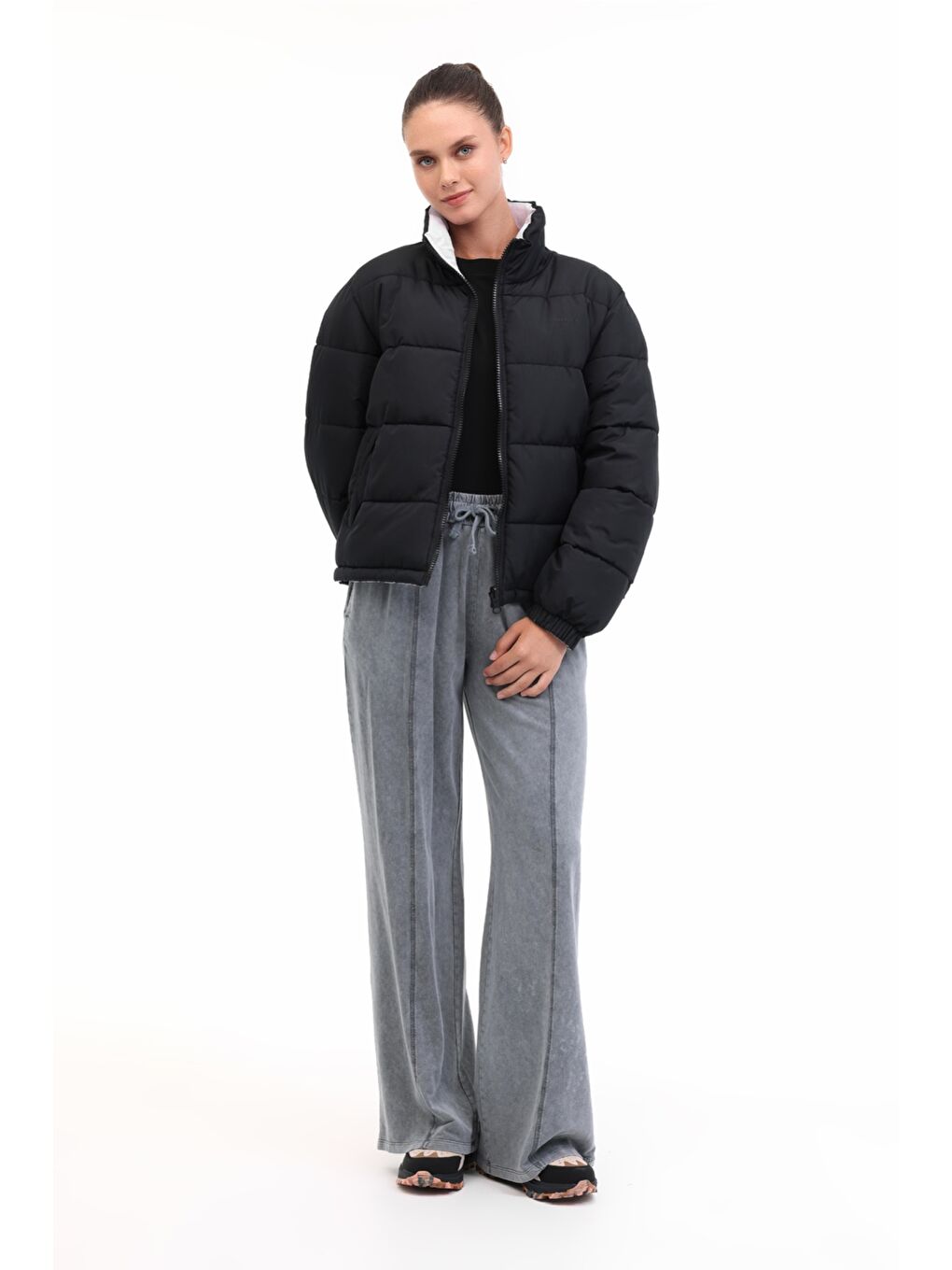 WL 2ELISA 5PR Siyah Kadın Kısa Kaban-2