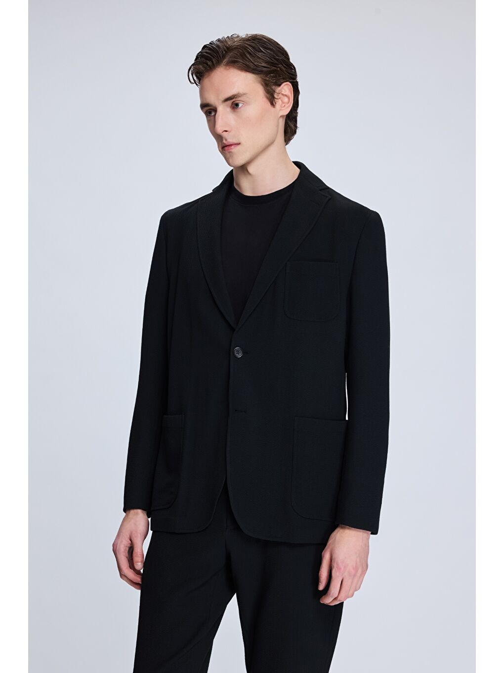 Siyah Comfort Fit Balıksırtı Mono Yaka Casual Takım Elbise-1