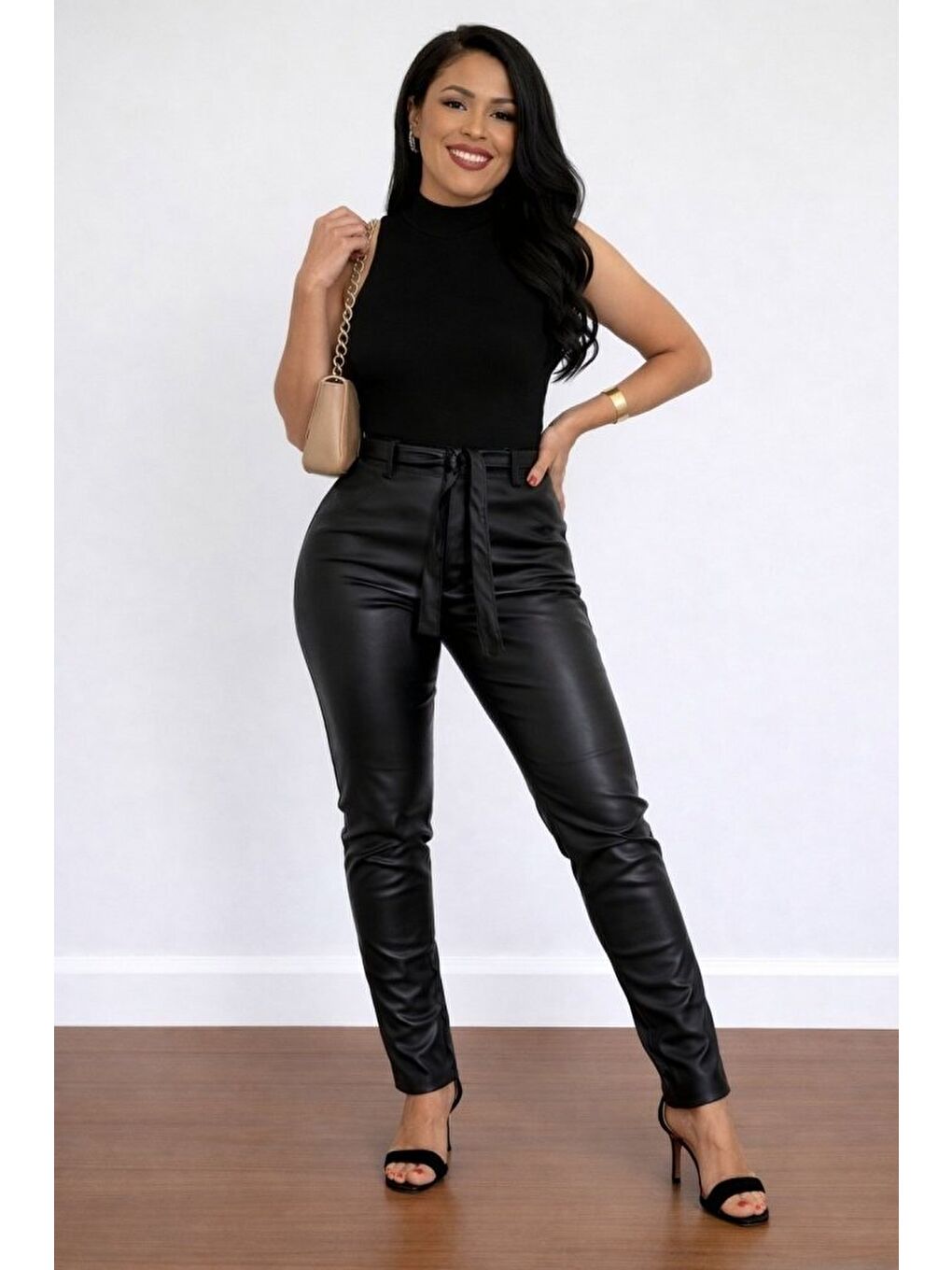 Siyah Kadın Yüksek Bel Kuşaklı Deri Pantolon
