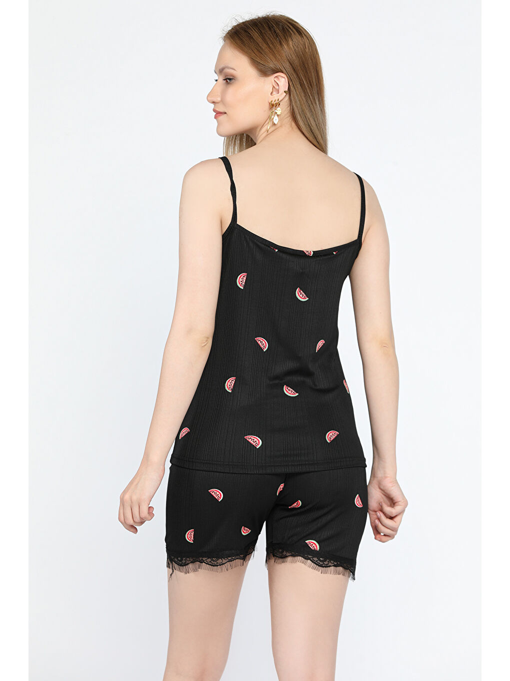 Siyah İp Askılı Dantel Detaylı Kadın Şortlu Pijama Takımı-2