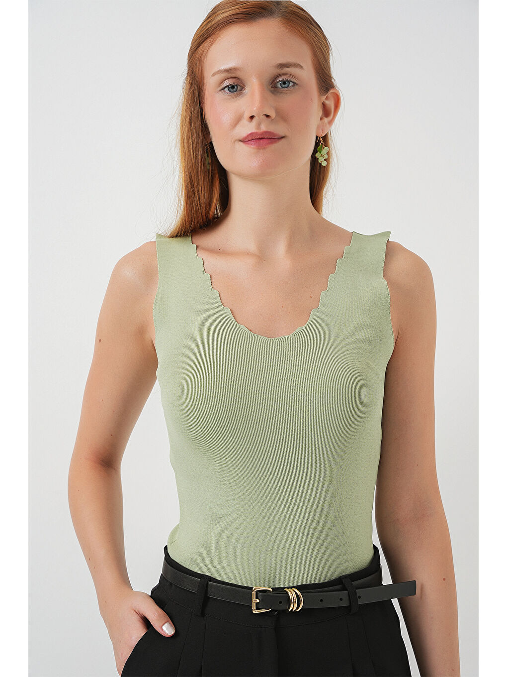 Yeşil Kadın Zikzaklı V Yaka Bluz 15930 - Çağla-2