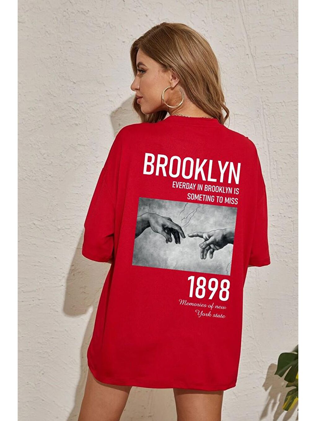 uyguntarz Kırmızı 1898 Brooklyn Baskılı T-shirt