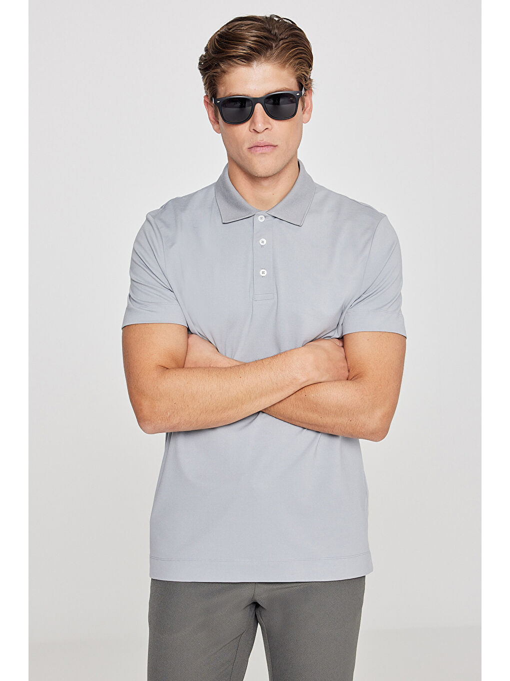Erkek Açık Gri Standart Fit Normal Kesim Polo Yaka Esnek Tişört-2