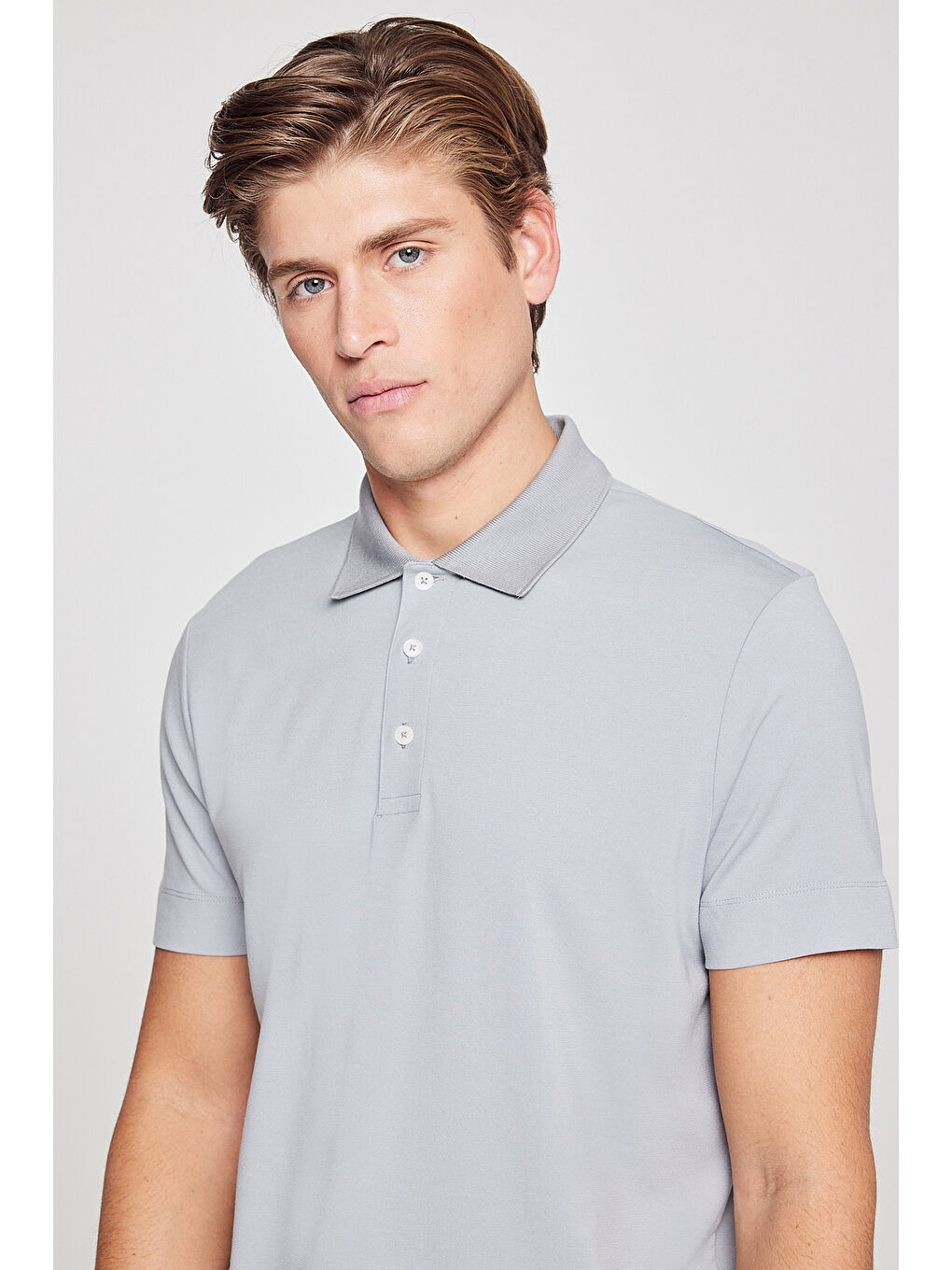 Erkek Açık Gri Standart Fit Normal Kesim Polo Yaka Esnek Tişört-3