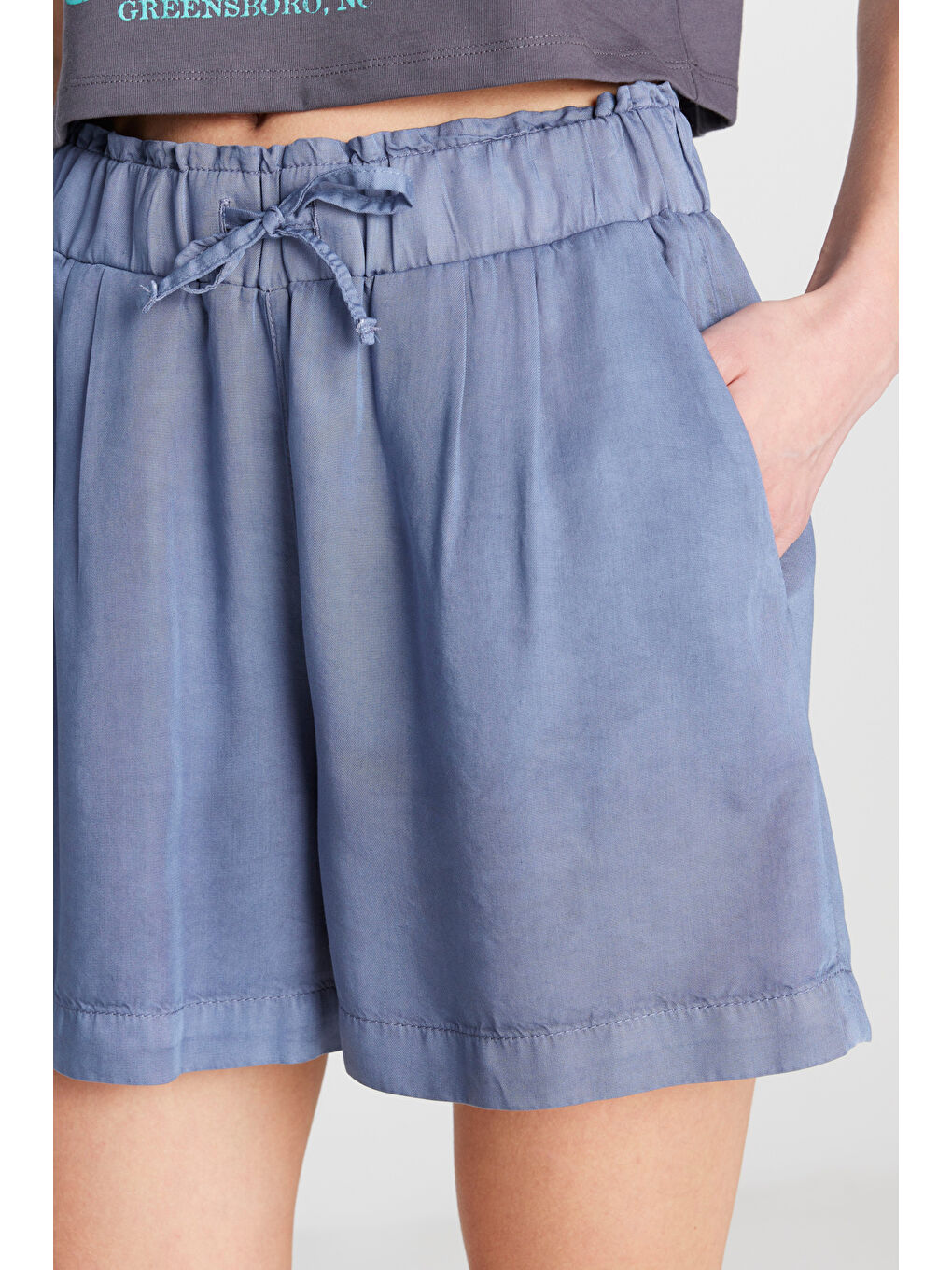 İndigo Relaxed Fit Geniş Kesim Yumuşak Dokulu Koyu Mavi Şort-4