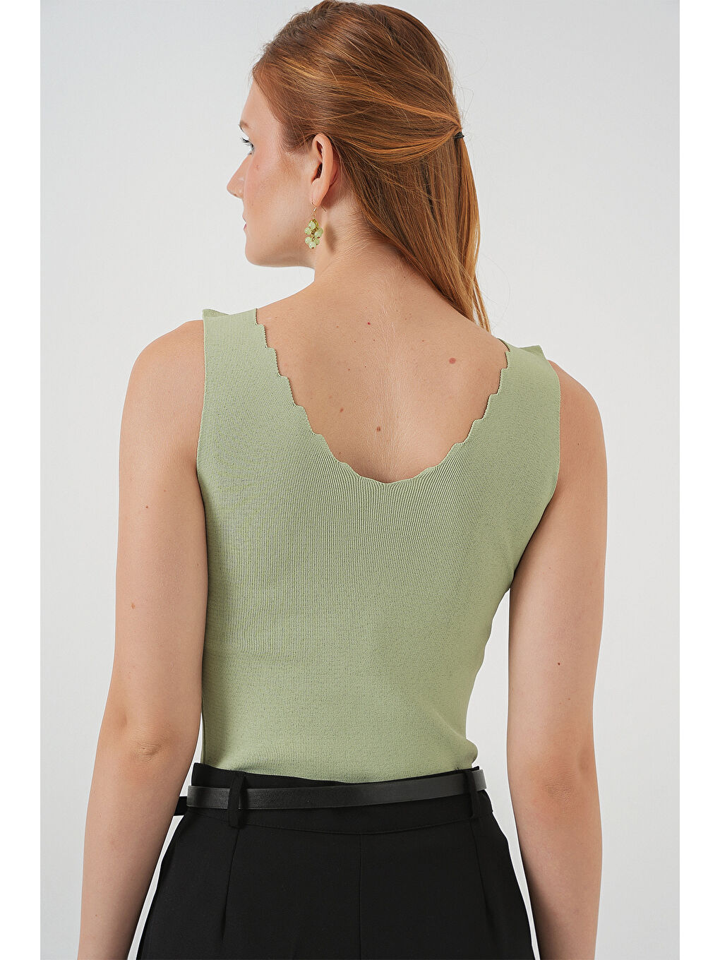 Yeşil Kadın Zikzaklı V Yaka Bluz 15930 - Çağla-5