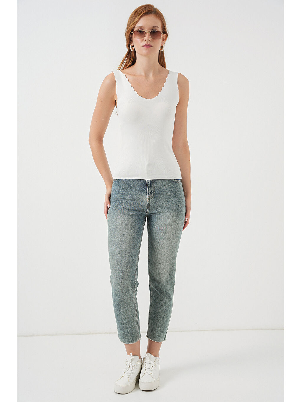 Kadın Zikzaklı V Yaka Bluz 15930 - Beyaz-1