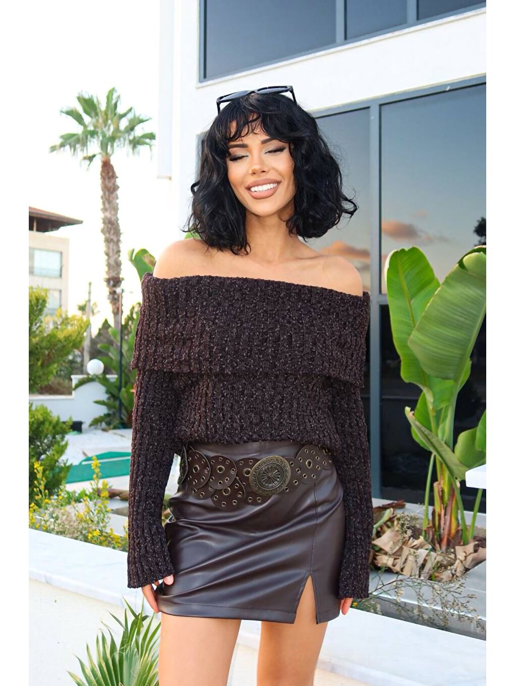 Kahverengi Yumuşak Dokulu Açık Omuzlu Kazak AR-105