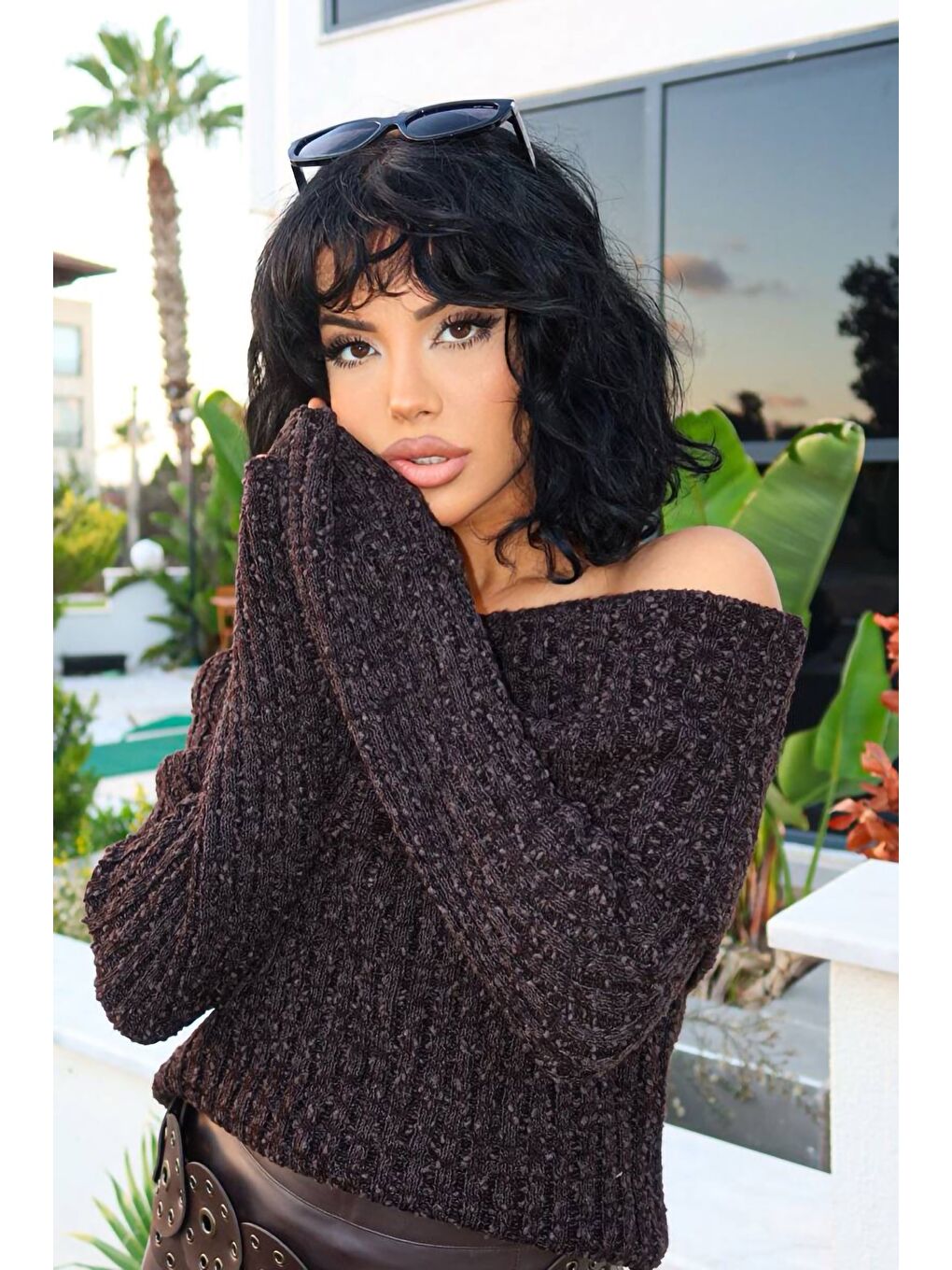 Kahverengi Yumuşak Dokulu Açık Omuzlu Kazak AR-105-2