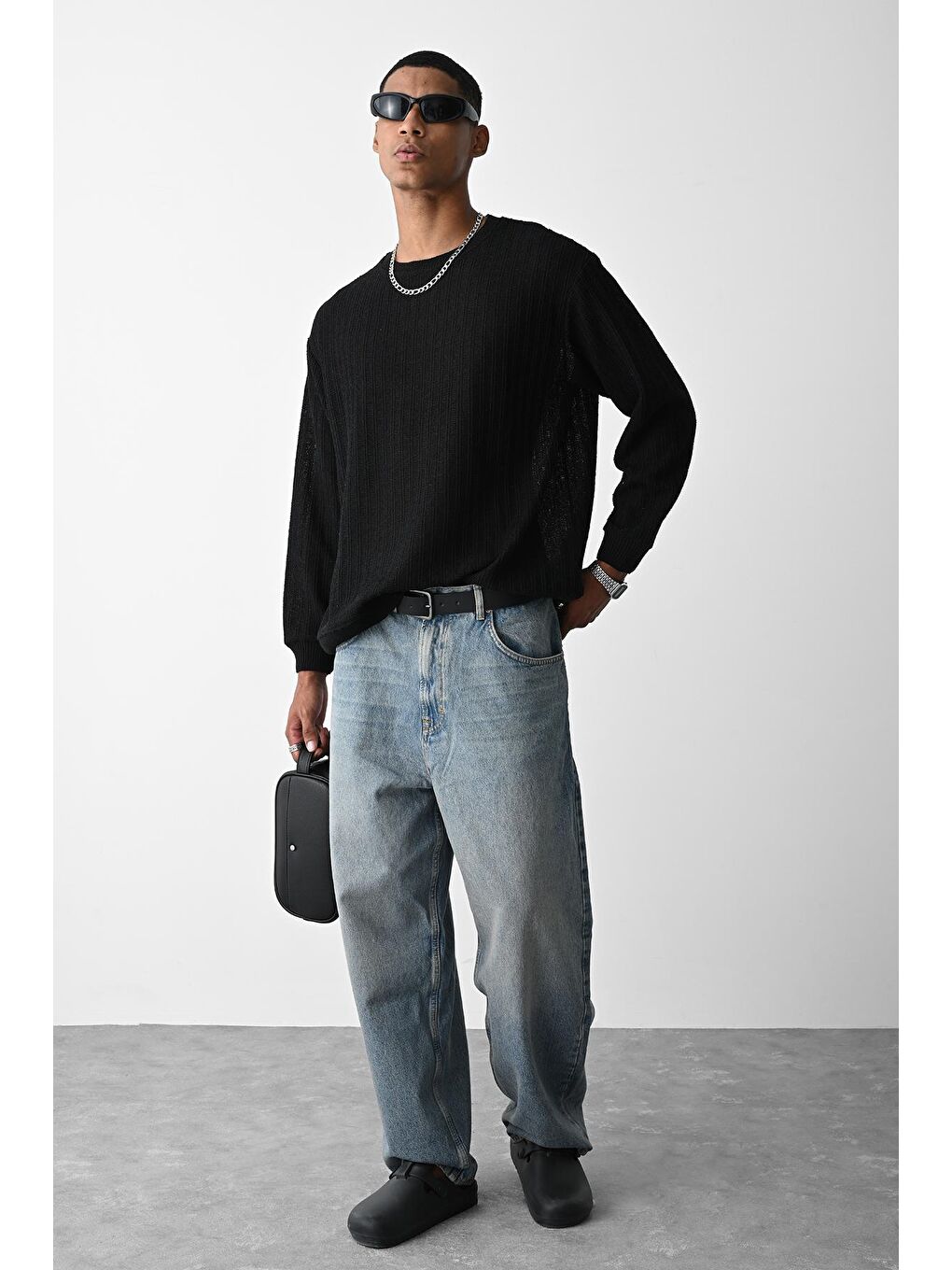 Siyah Örme Oversize Triko Kazak-3