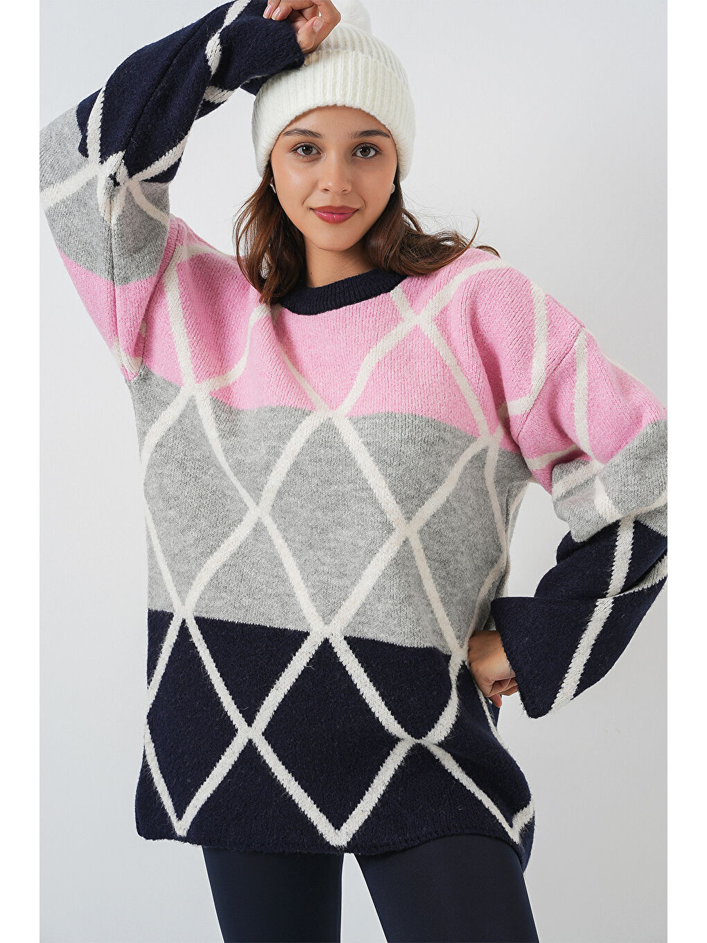 Kadın Baklava Desenli Oversize Uzun Kazak 15931 - Lacivert-3