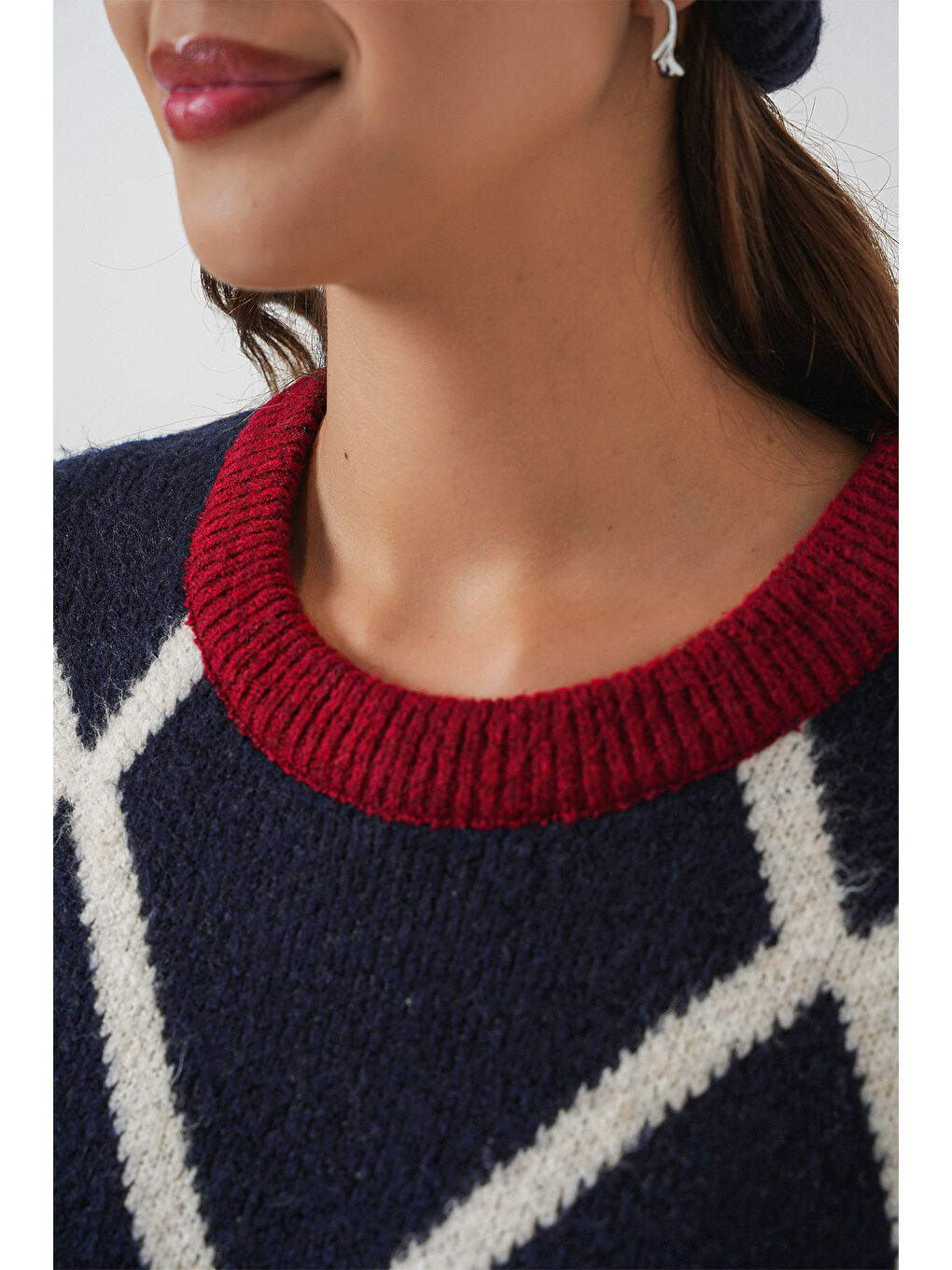 Kadın Baklava Desenli Oversize Uzun Kazak 15931 - Bordo-4