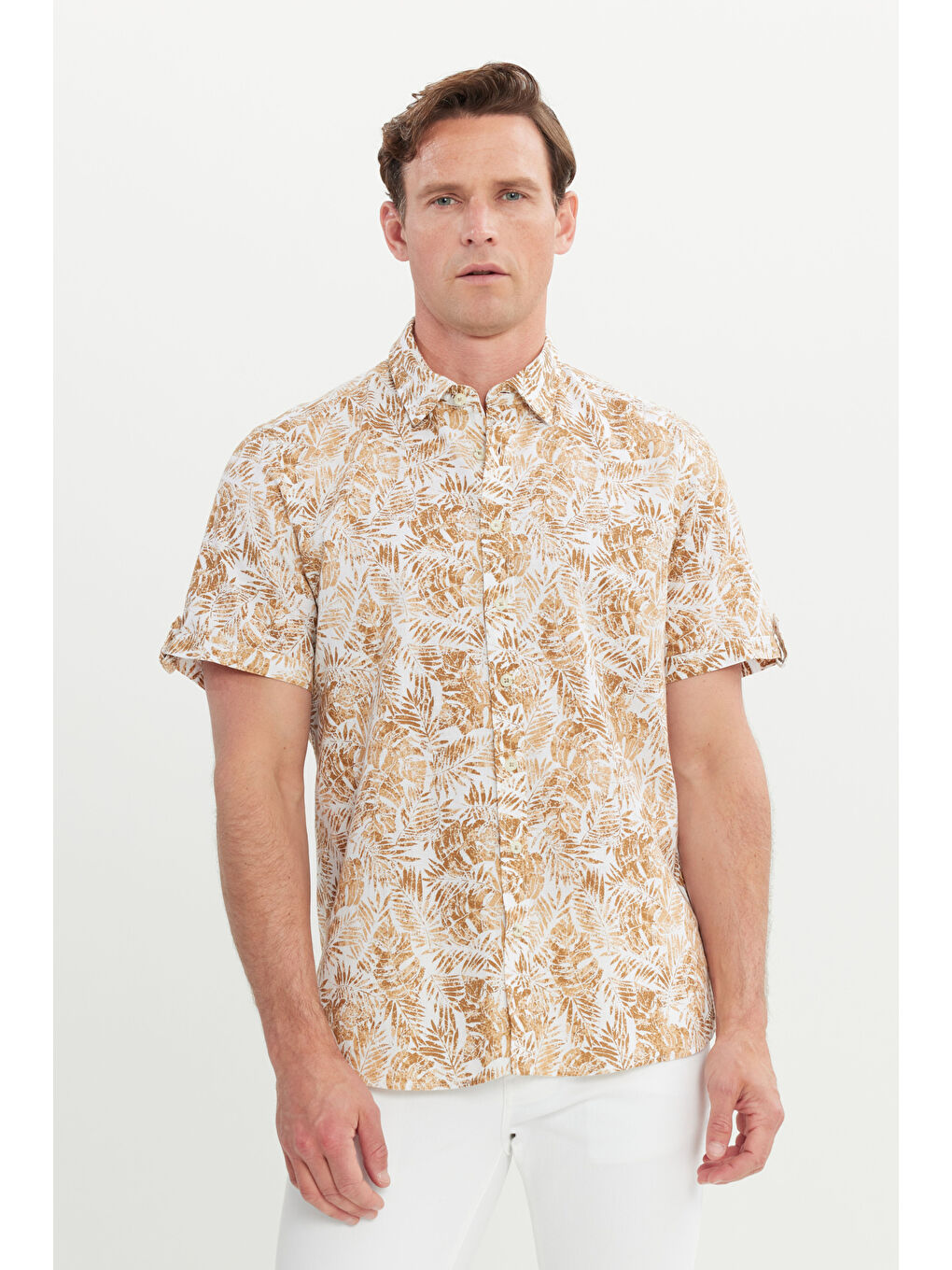 Erkek Beyaz-Kahve Slim Fit Dar Kesim Gizli Düğmeli Yaka %100 Pamuk Baskılı Gömlek