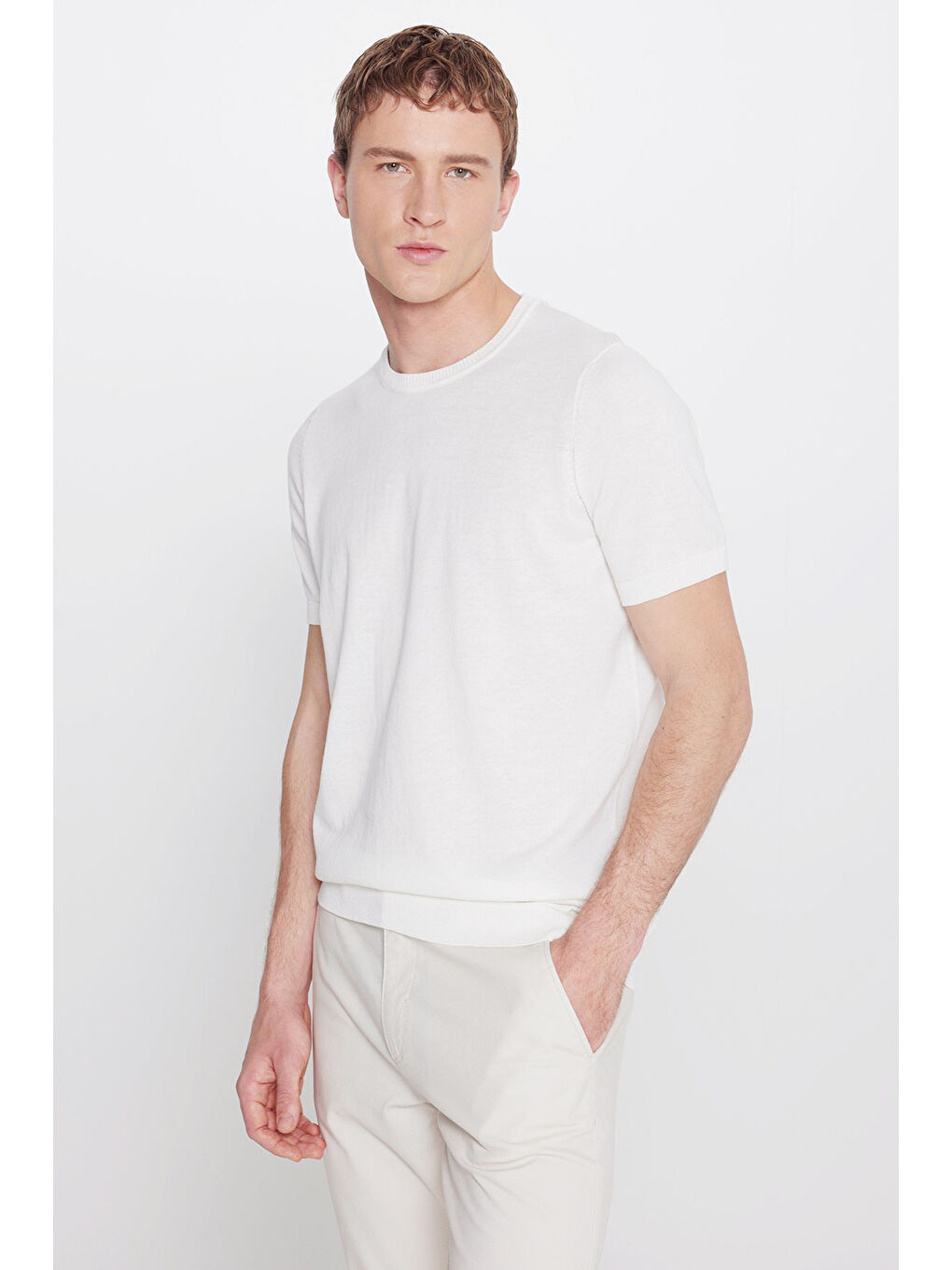 Erkek Ekru %100 Pamuk Standart Fit Bisiklet Yaka Triko Tişört-2