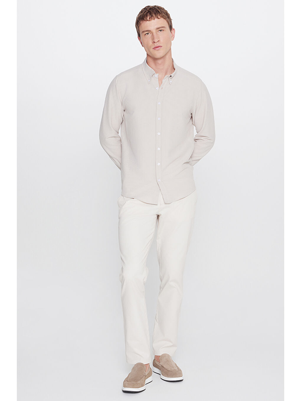 Erkek Bej Slim Fit Dar Kesim Düğmeli Yaka Gofre Desenli Gömlek-1