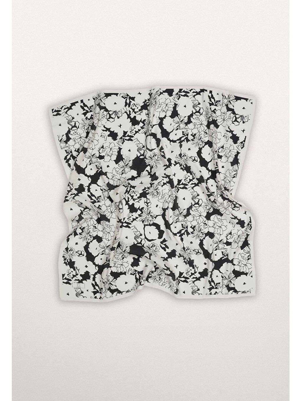 Peony Desen Pamuk İpek Eşarp Siyah-2