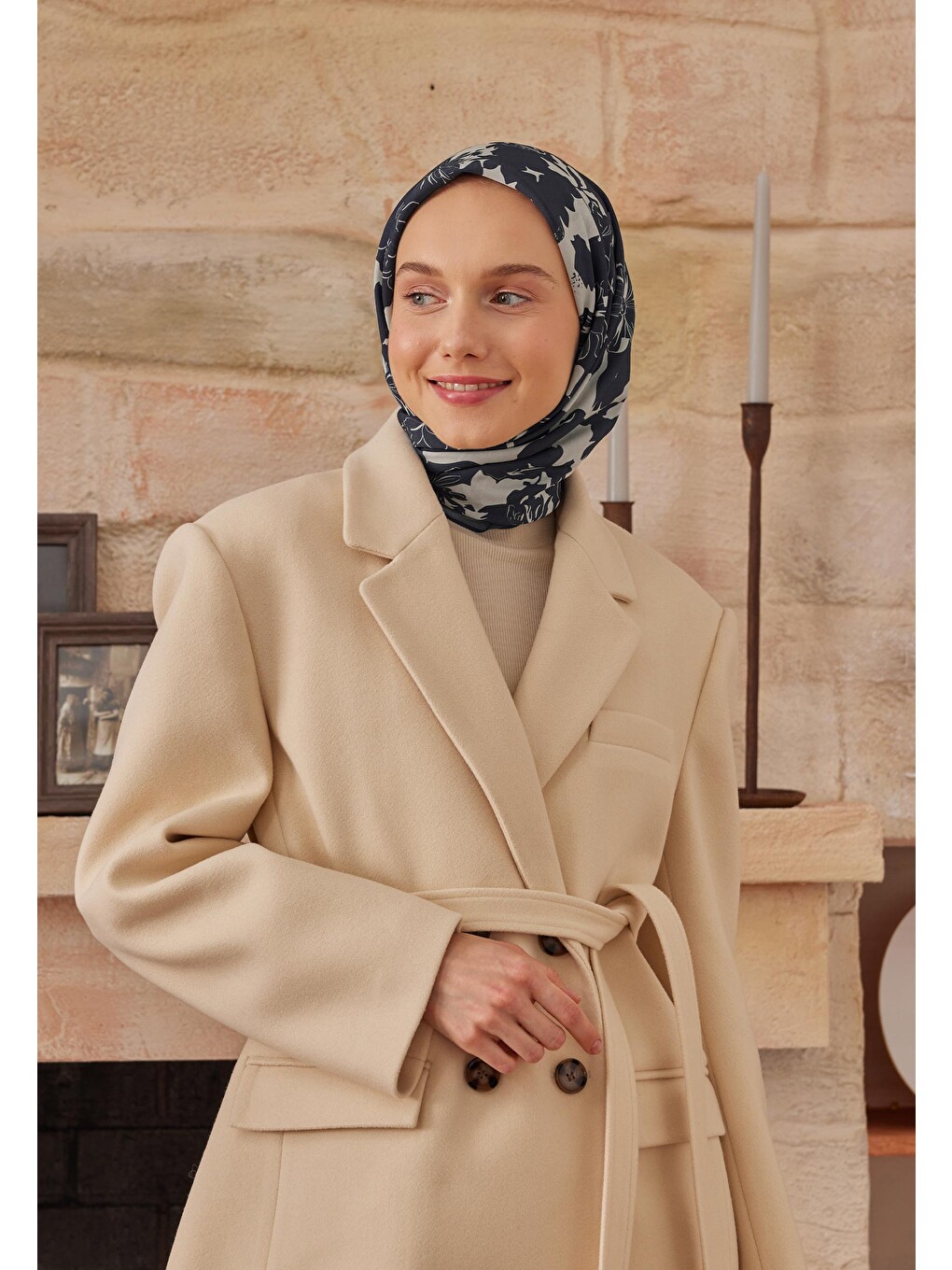 Peony Desen Pamuk İpek Eşarp Lacivert-1