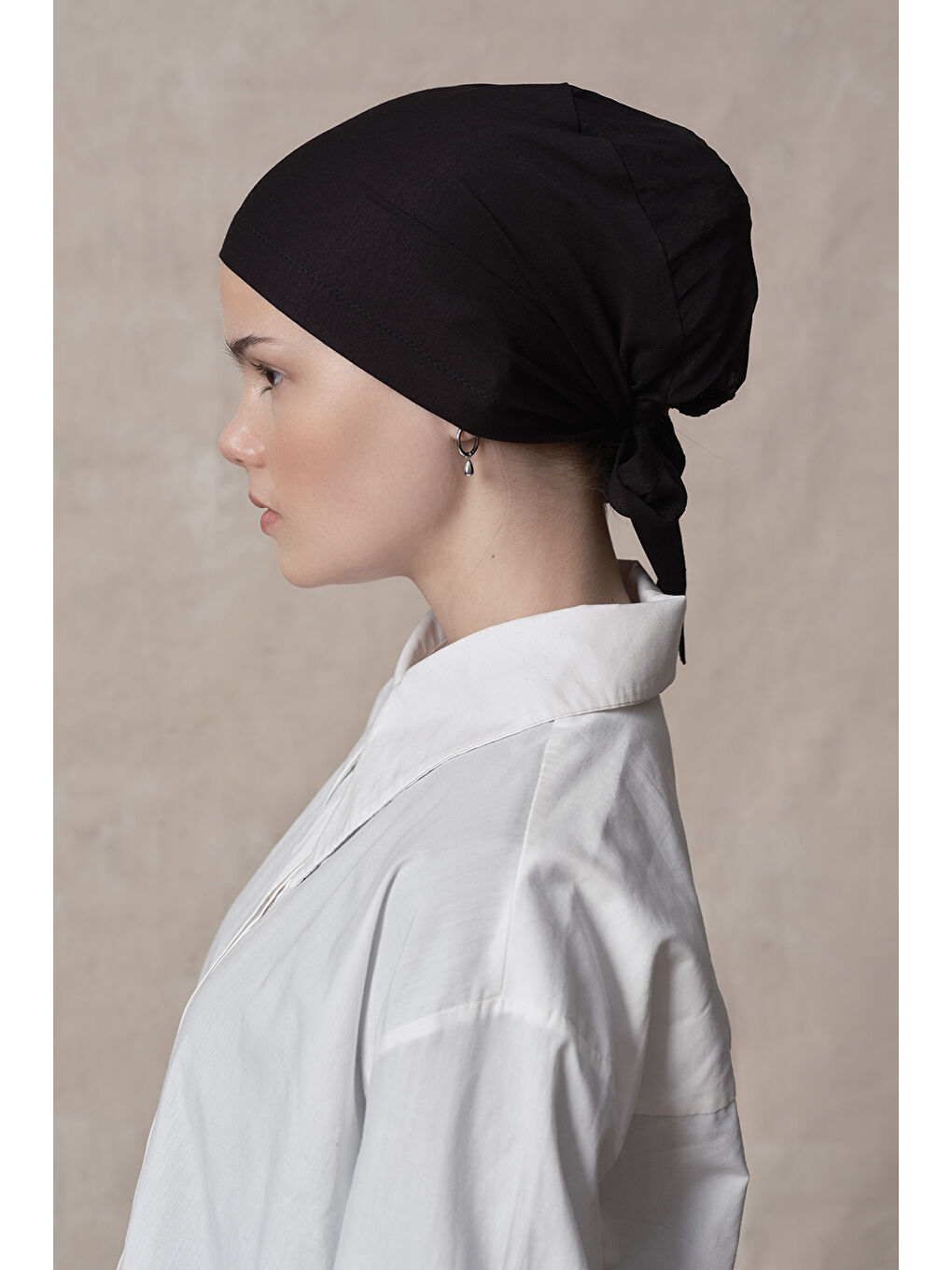 Siyah Dikişsiz Geniş Bone Aksesuar-3