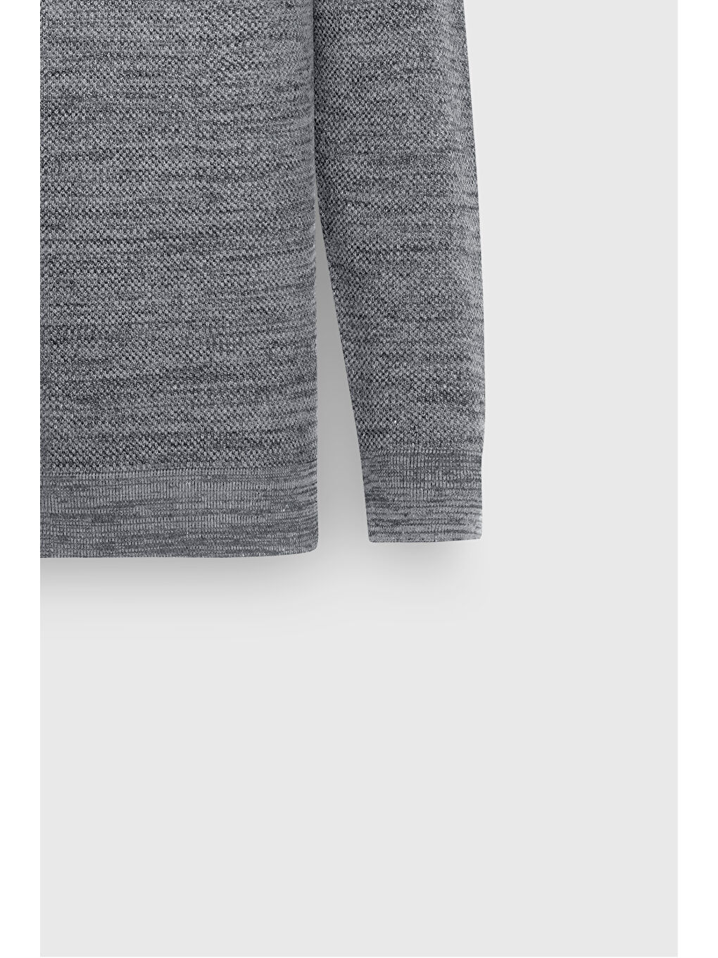 Erkek Açık Gri-Lacivert Recycle Standart Fit Normal Kesim Bisiklet Yaka Pirinç Örgü Desenli Triko-7