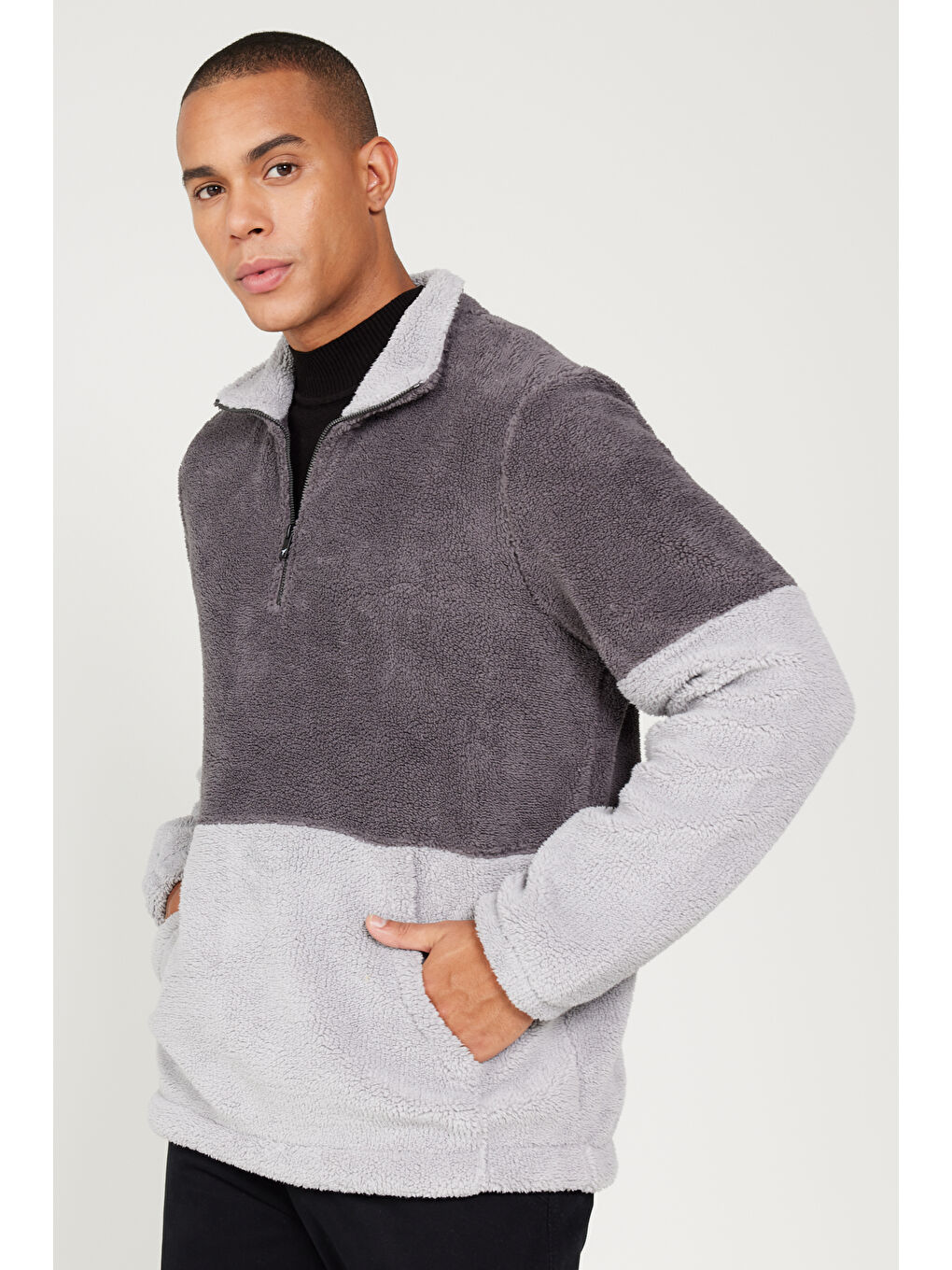 Antrasit Erkek Açık Melanj-Gri Melanj Standart Fit Normal Kesim Bato Yaka Polar-2