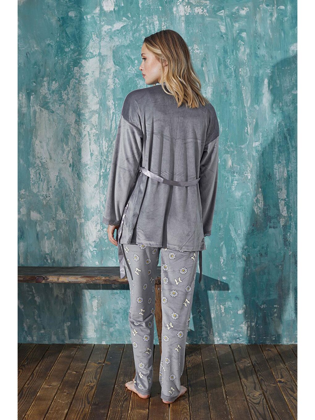 Gri Kadın Kadife Sabahlıklı Altı Uzun 3'lü Takım | 13451-38-3