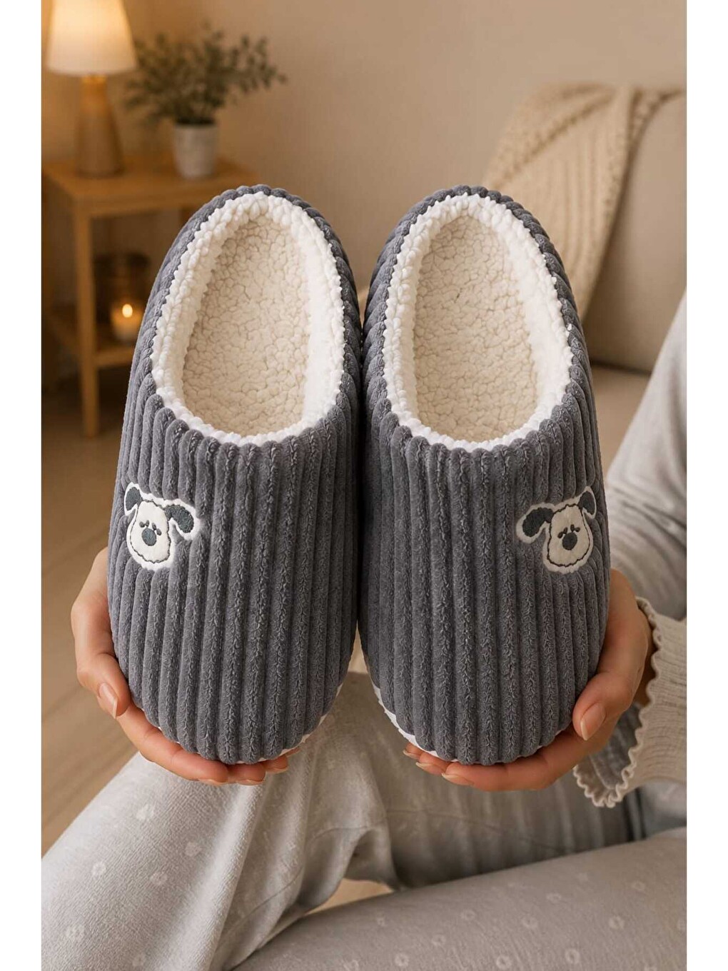 Gri Unisex, Fitil Kadife, Sevimli Köpek Figürlü, Kürklü, Yumuşak, Pelüş Ev Terliği