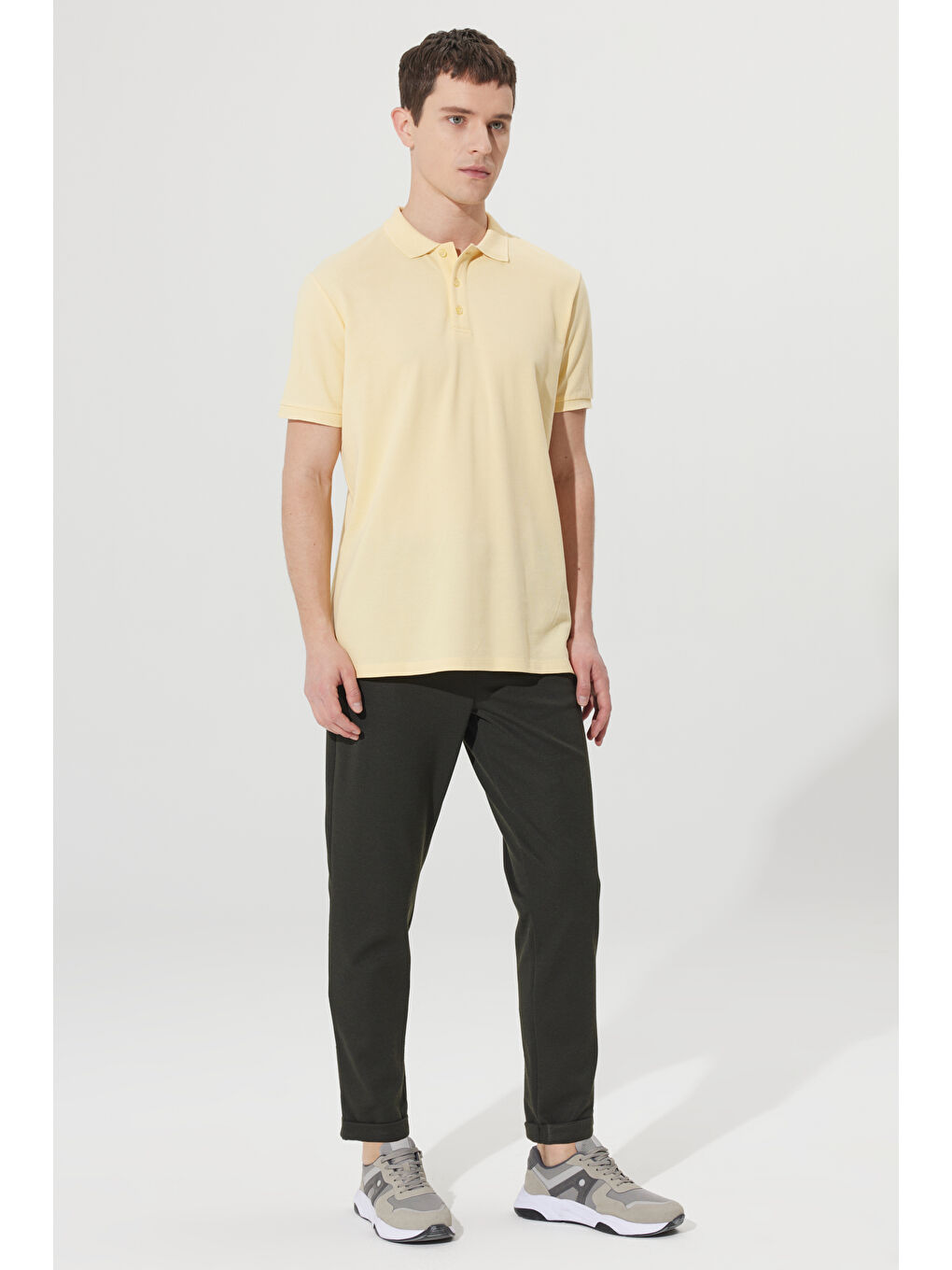 Erkek Sarı Slim Fit Dar Kesim Polo Yaka %100 Pamuk Kısa Kollu Tişört