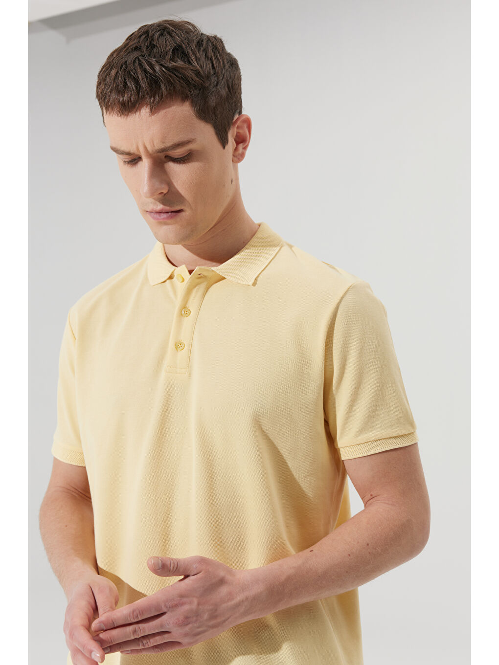 Erkek Sarı Slim Fit Dar Kesim Polo Yaka %100 Pamuk Kısa Kollu Tişört-6