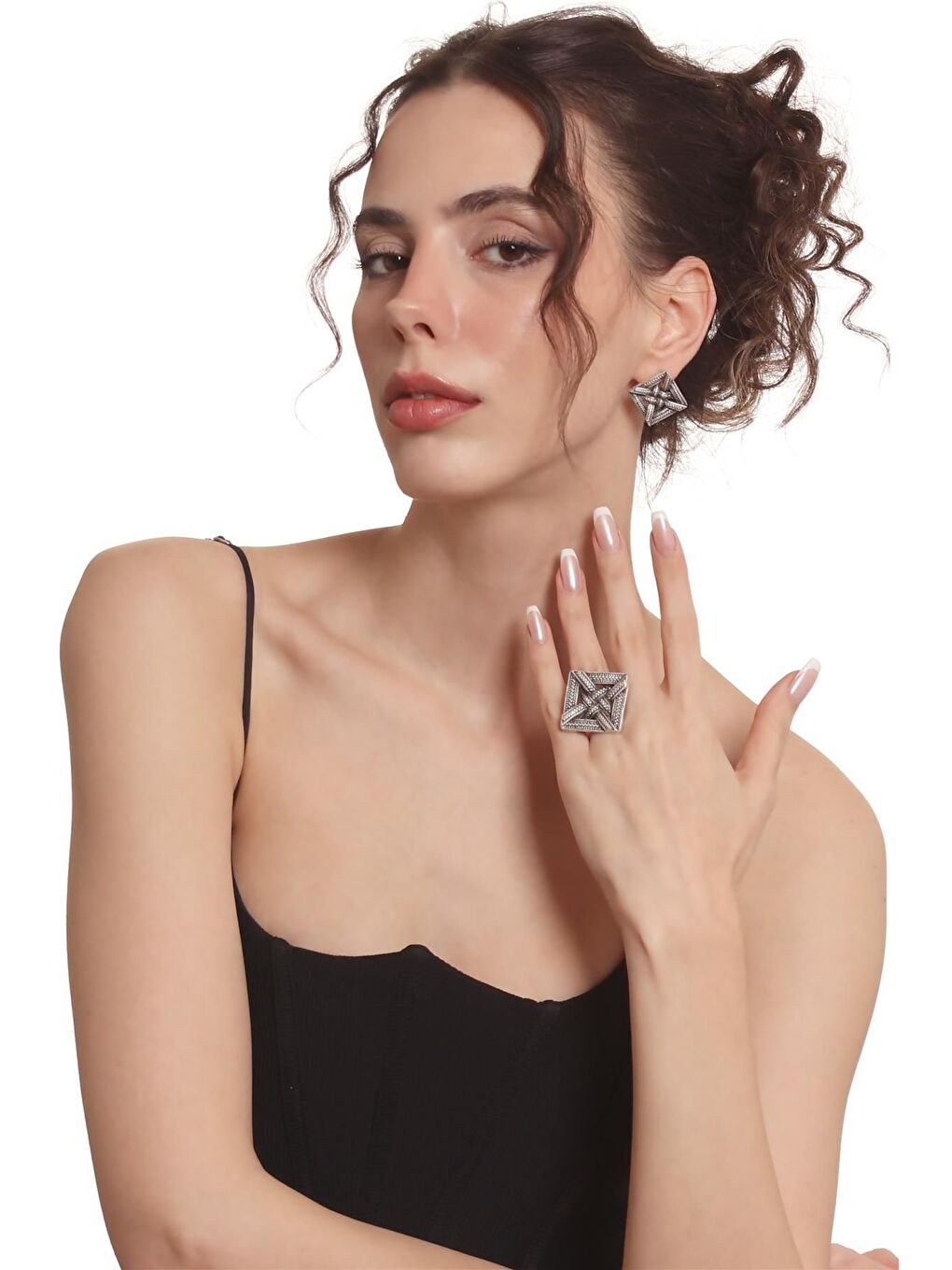 Gri Kadın Antik Gümüş Kaplama Çivili Model Örgü Dokulu Geometrik Küpe &Yüzük Set-1