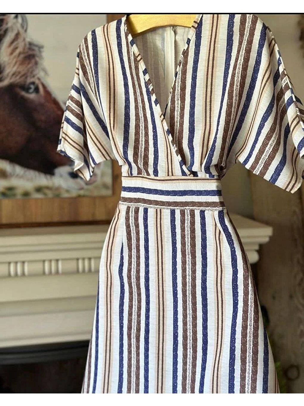 Ekru Kadın Keten Görünümlü Çizgili V Yaka Astarsız Elbise HZL24S-FRY121021-2