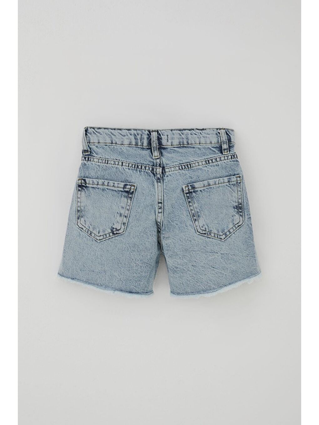 Kız Çocuk Jean Şort Yıldız Nakışlı Paçası Püskül Detaylı Açık Mavi (5-9 Yaş)-1