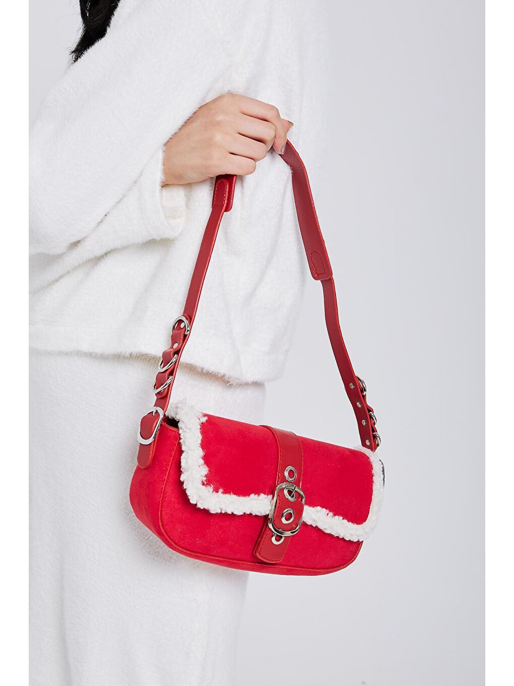 Peluş Detaylı Süet Gina Kadın Kol Çanta Kırmızı-2