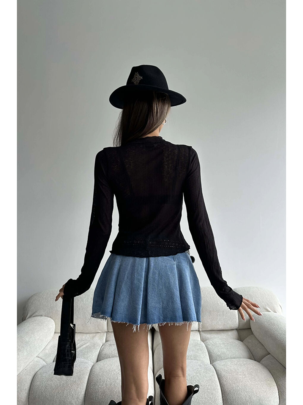 Kadın Siyah Uzun Kol Crop 1007-4627-4