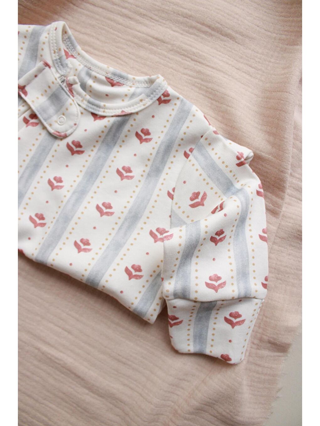 Ekru Çiçek Baby Fluff Serisi Fermuarlı Tulum-5